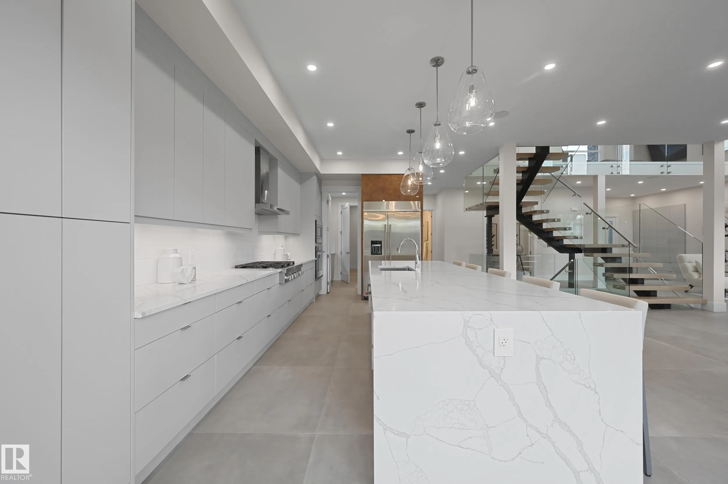 5121 WOOLSEY Link
