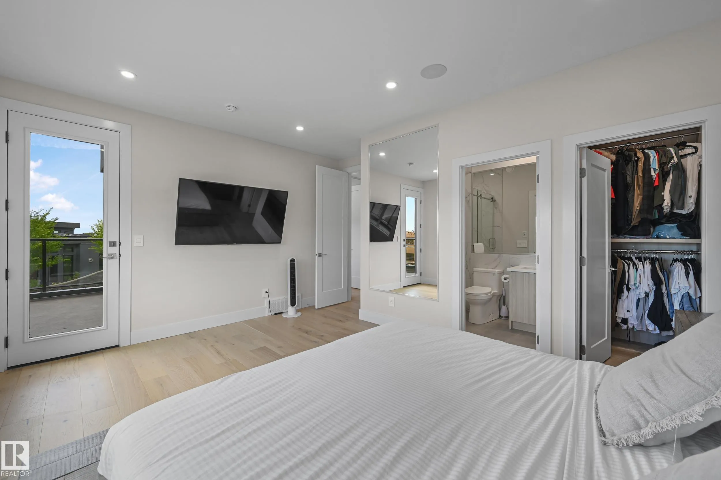 5121 WOOLSEY Link