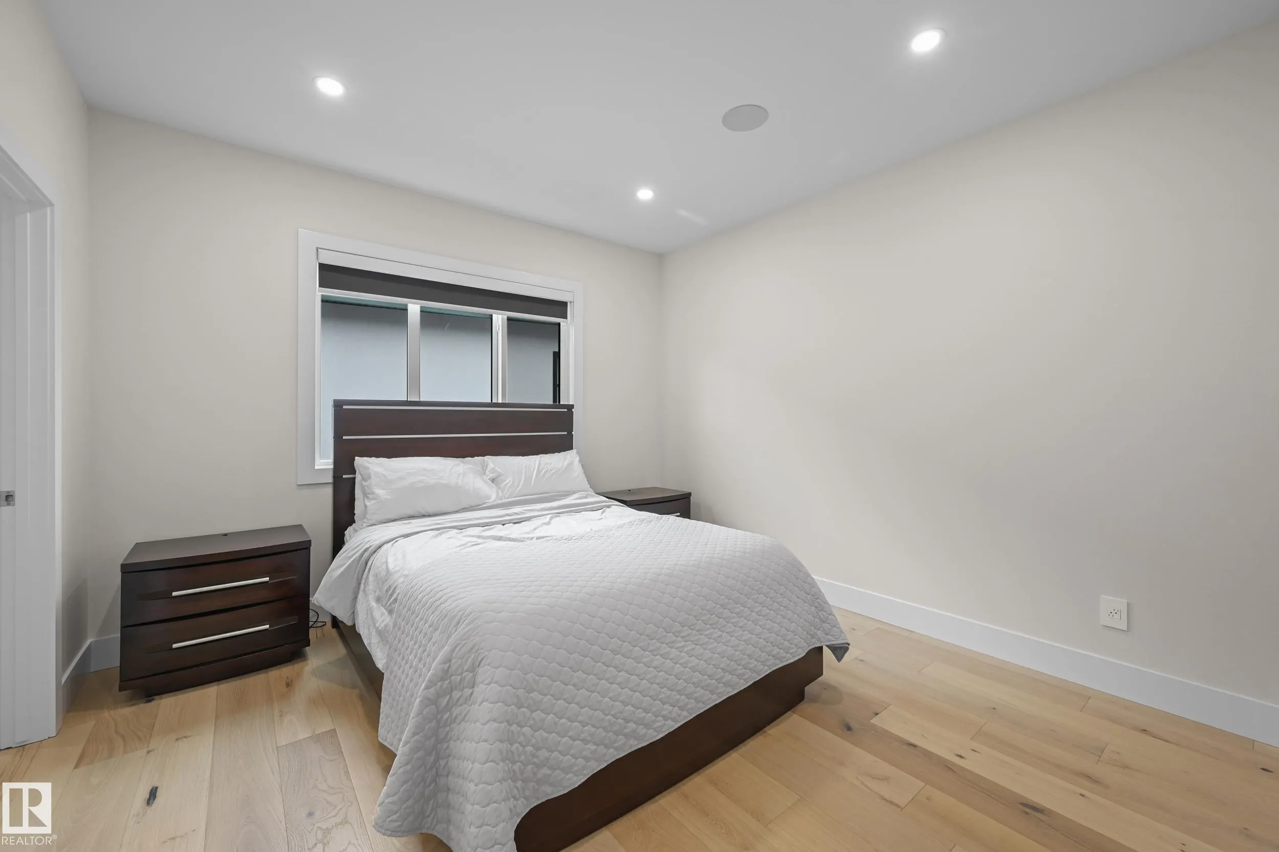 5121 WOOLSEY Link