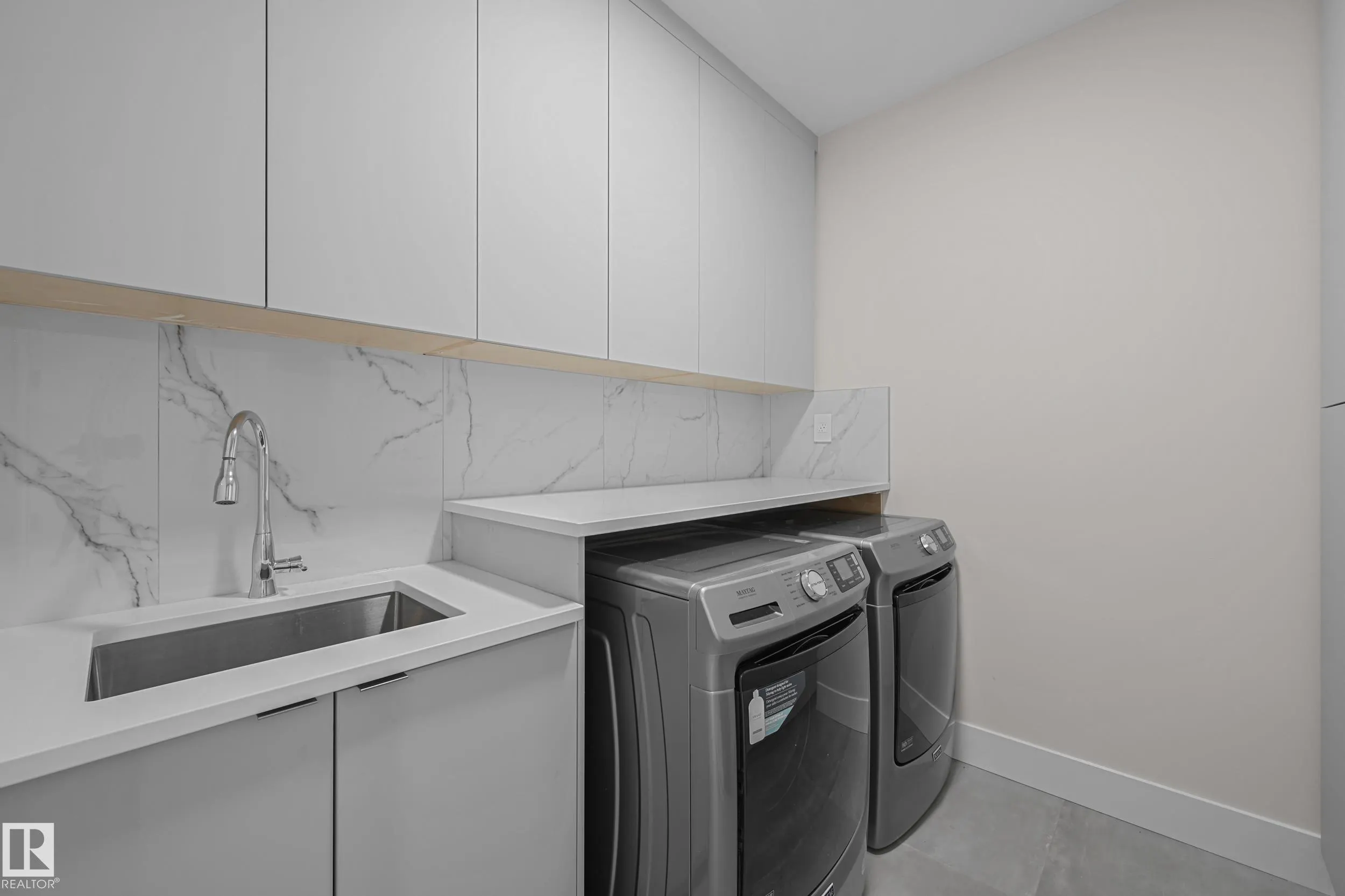5121 WOOLSEY Link