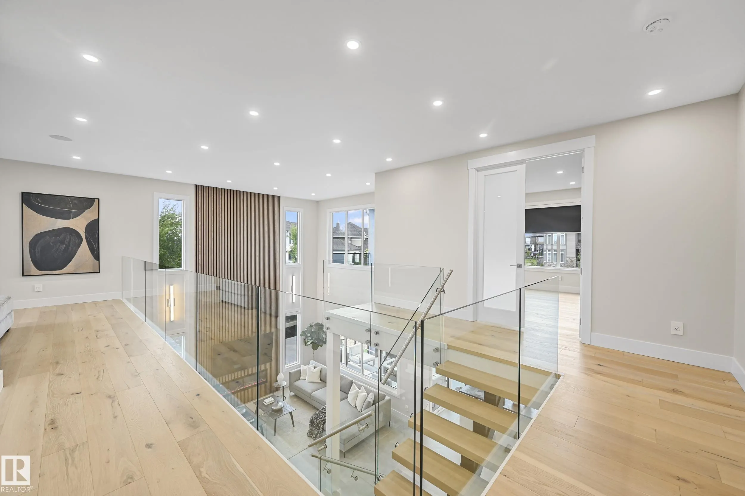 5121 WOOLSEY Link