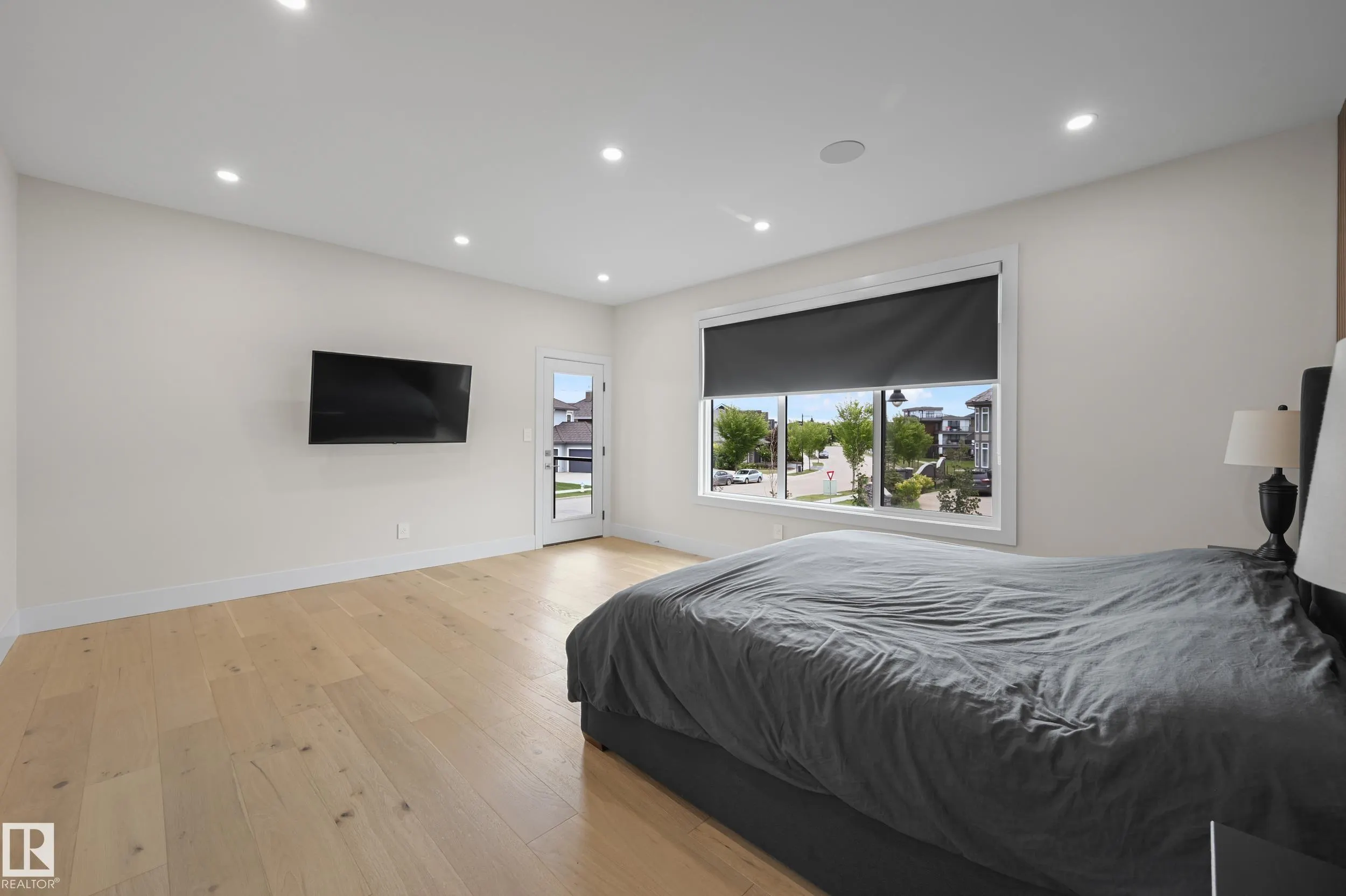 5121 WOOLSEY Link