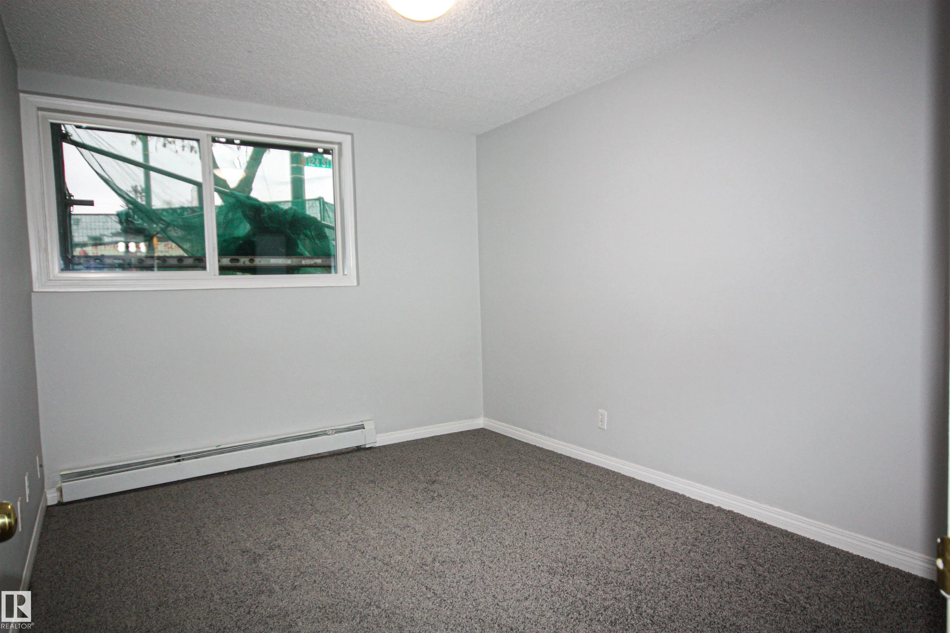 11008 124 Street
