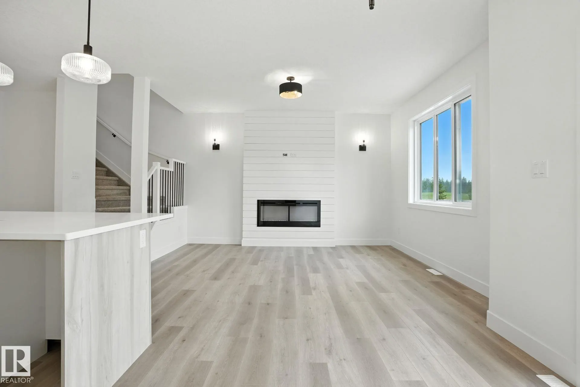 123 Hilton Cove