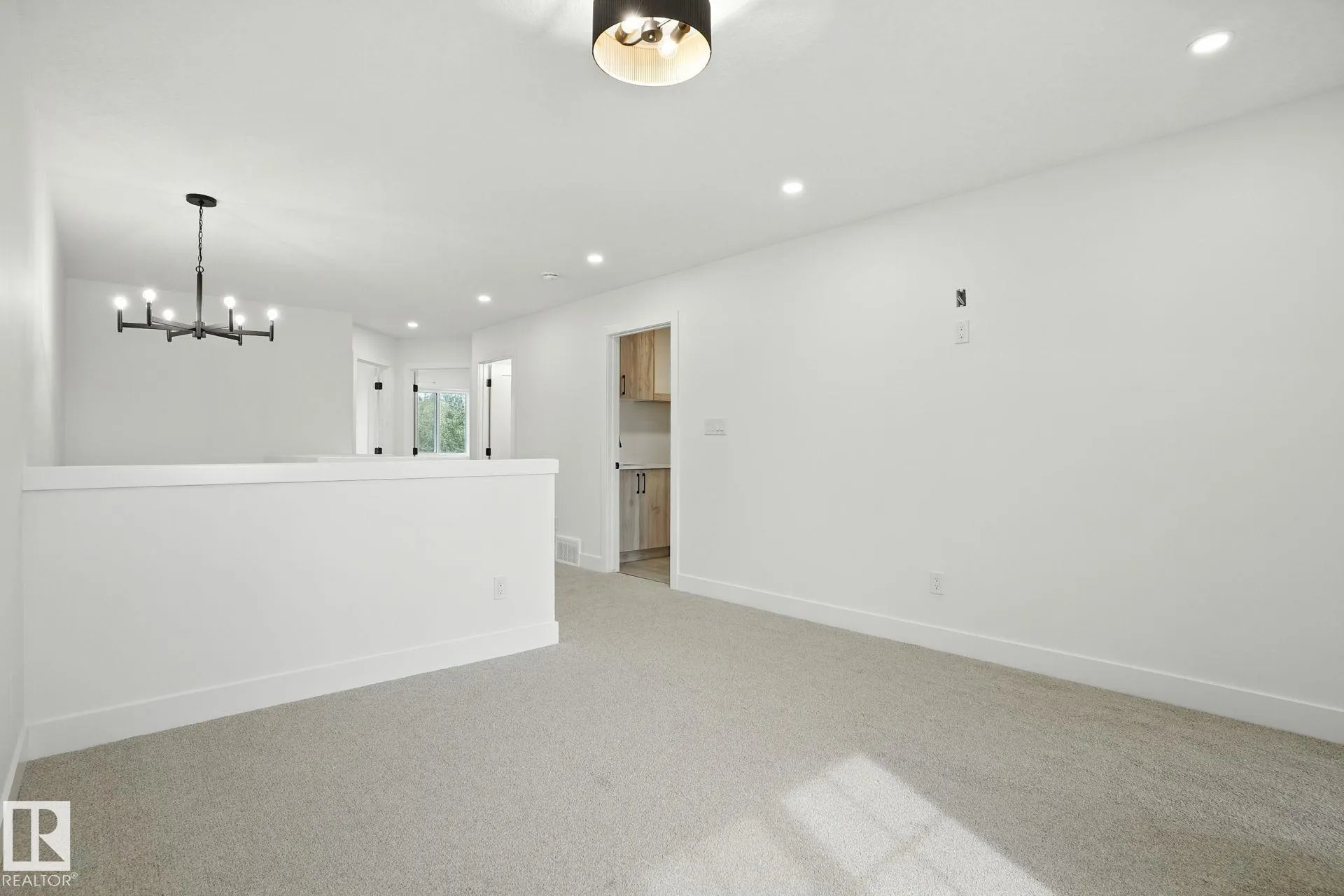 123 Hilton Cove