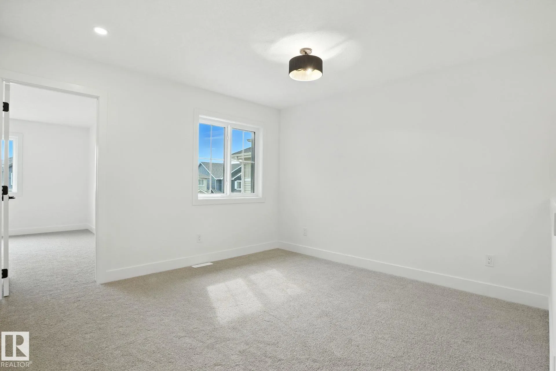123 Hilton Cove