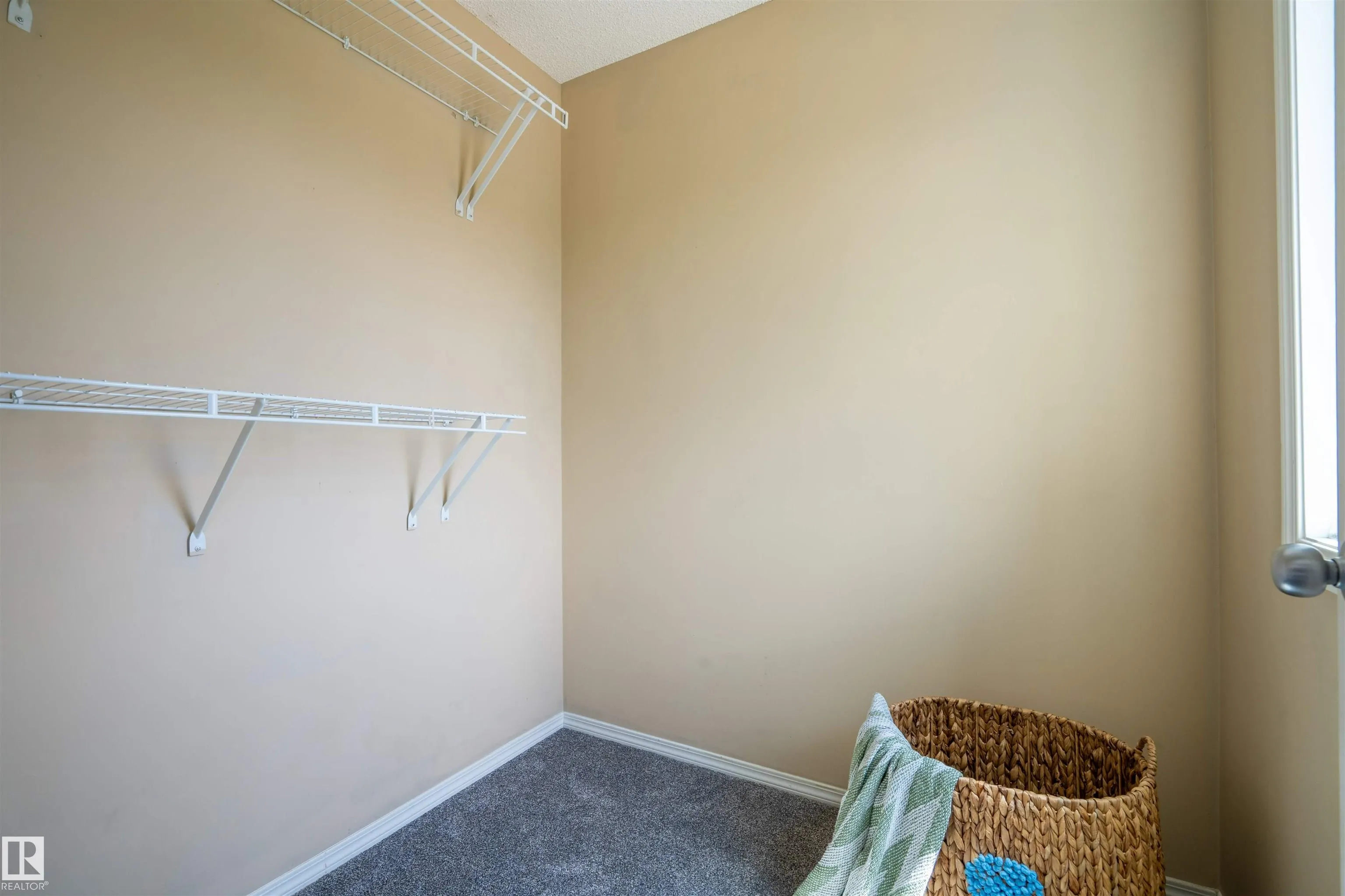 14 santana cres