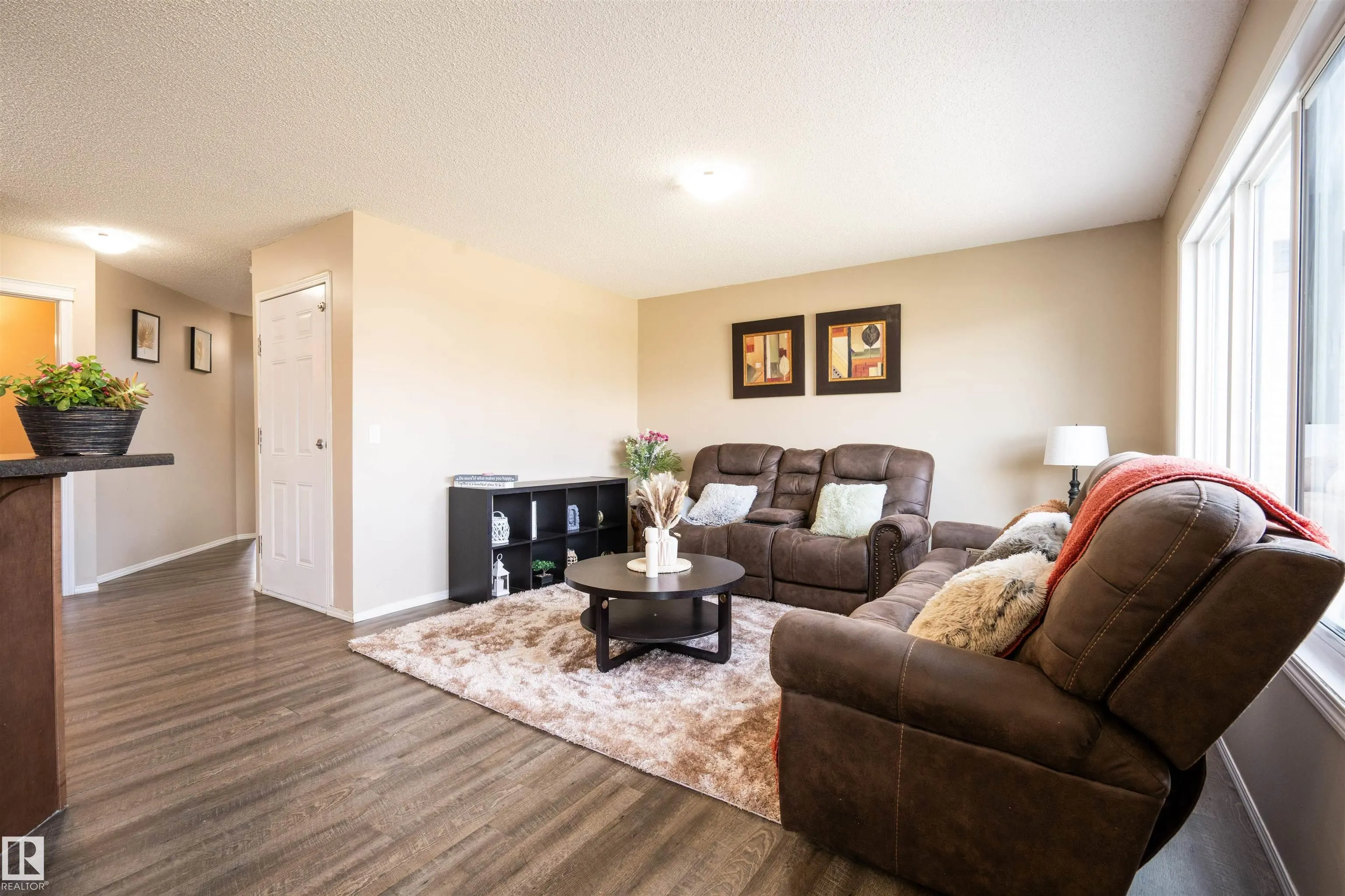 14 santana cres
