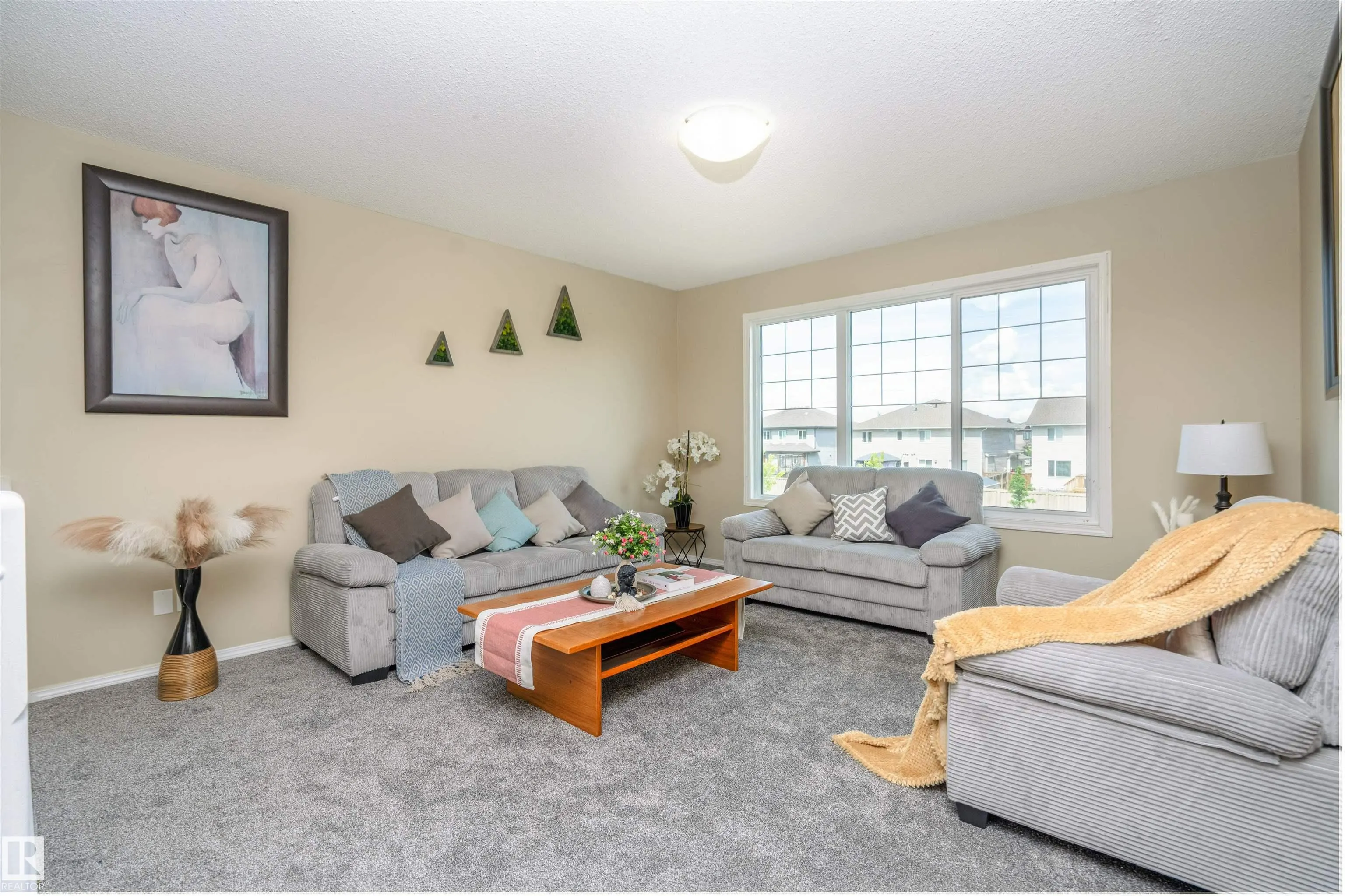 14 santana cres