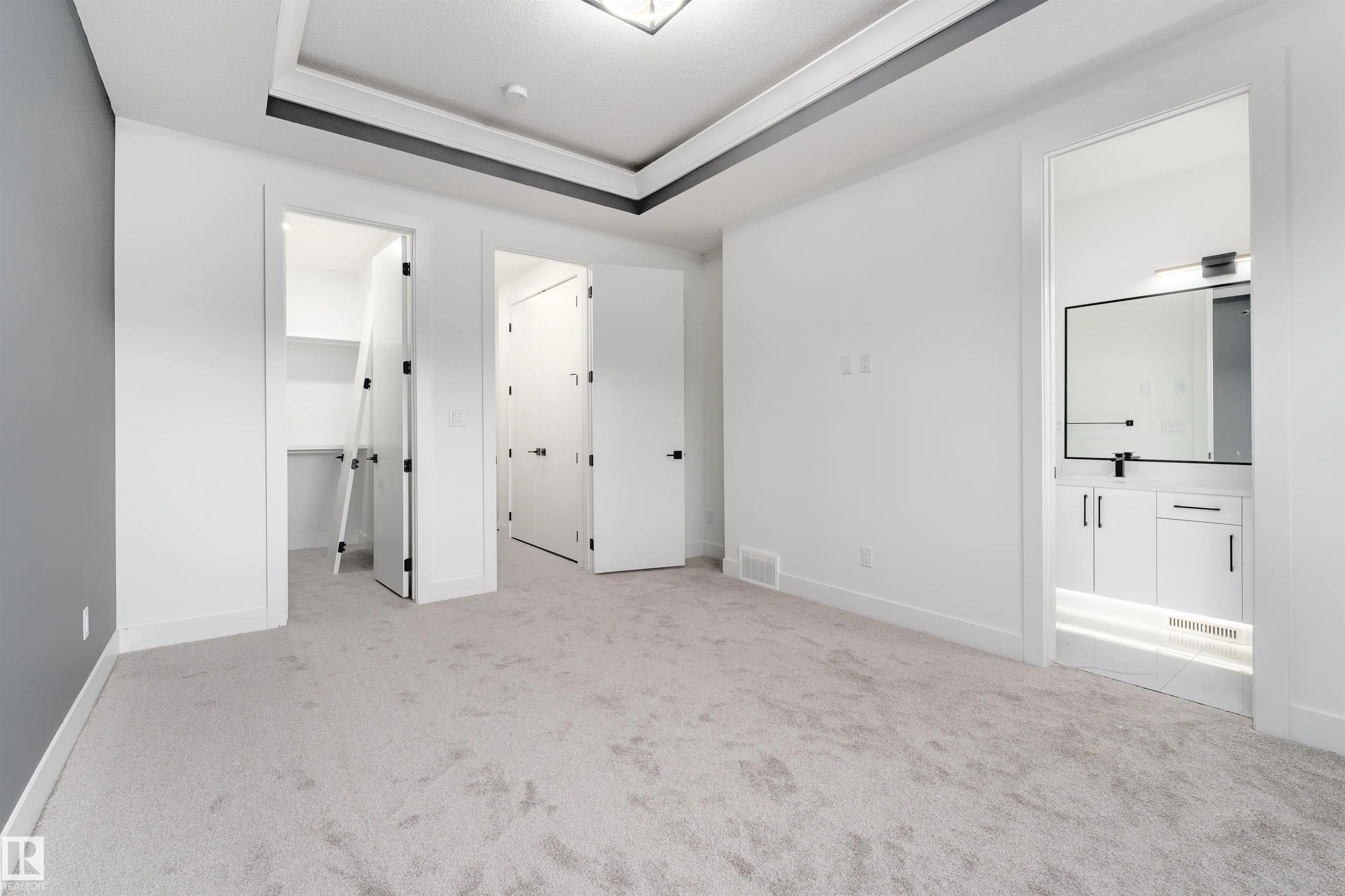 3105 Magpie Way