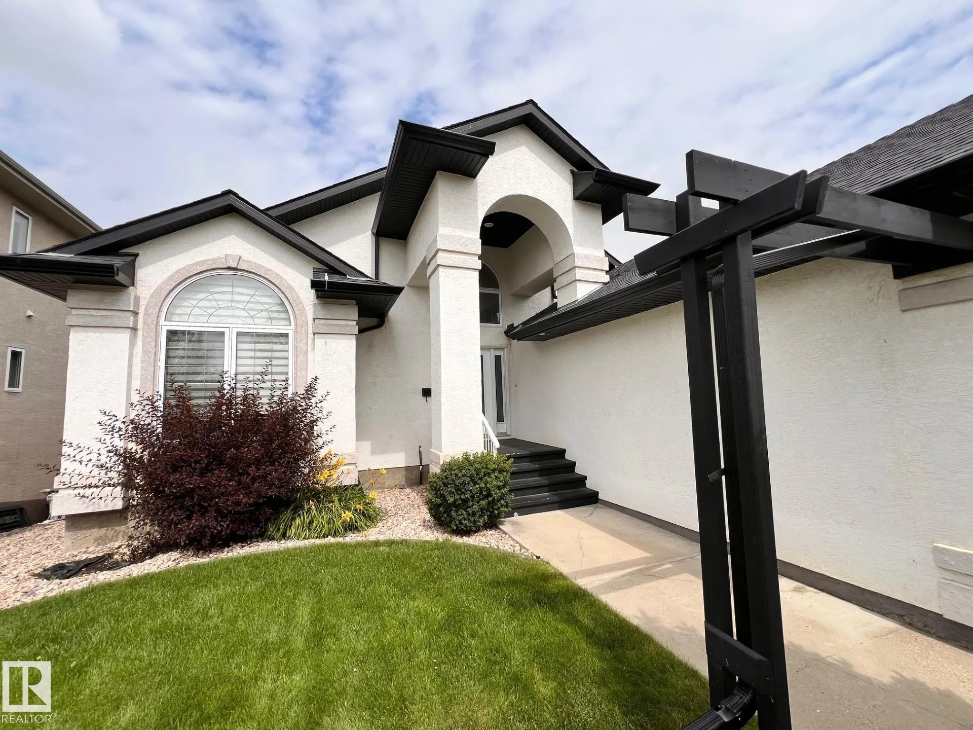 46 SHORES Drive