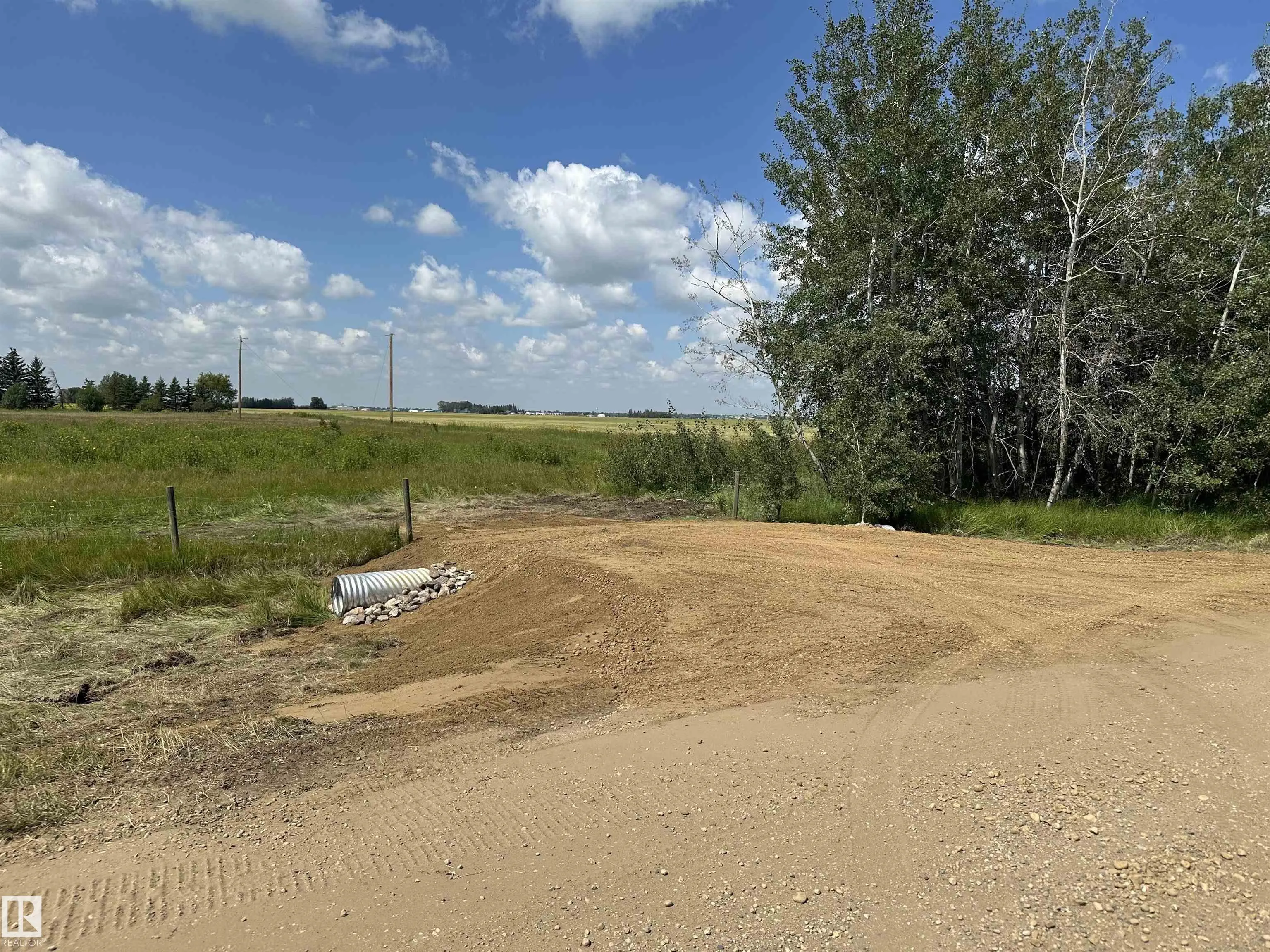 Hwy 613 Rge Rd 235