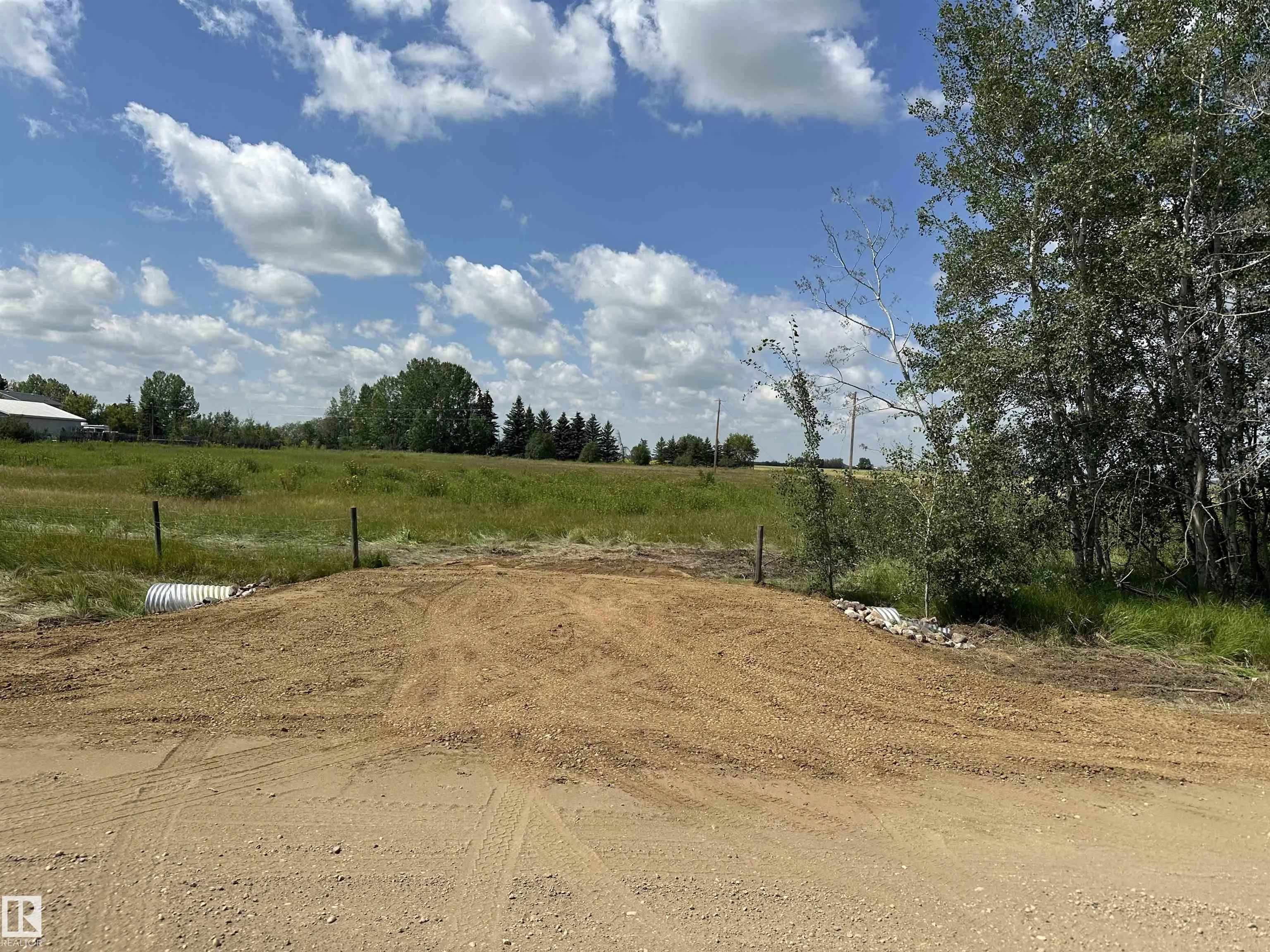 Hwy 613 Rge Rd 235