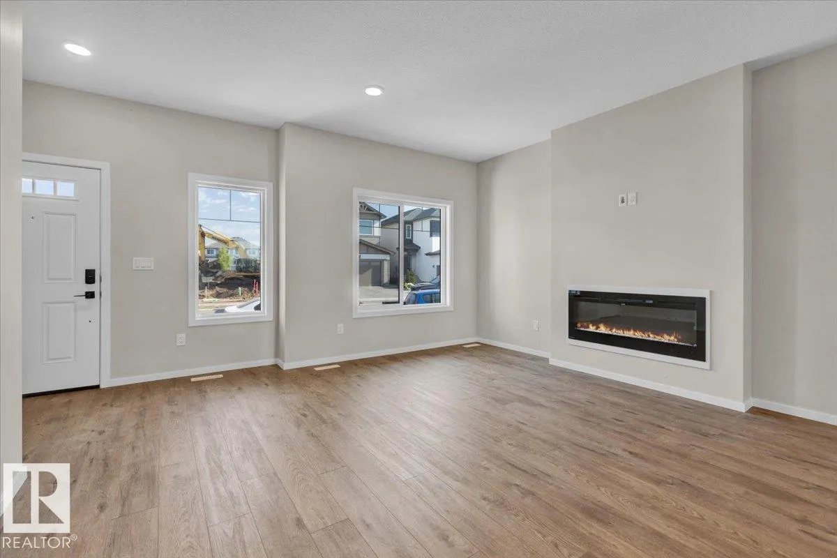 21 Ficus Way