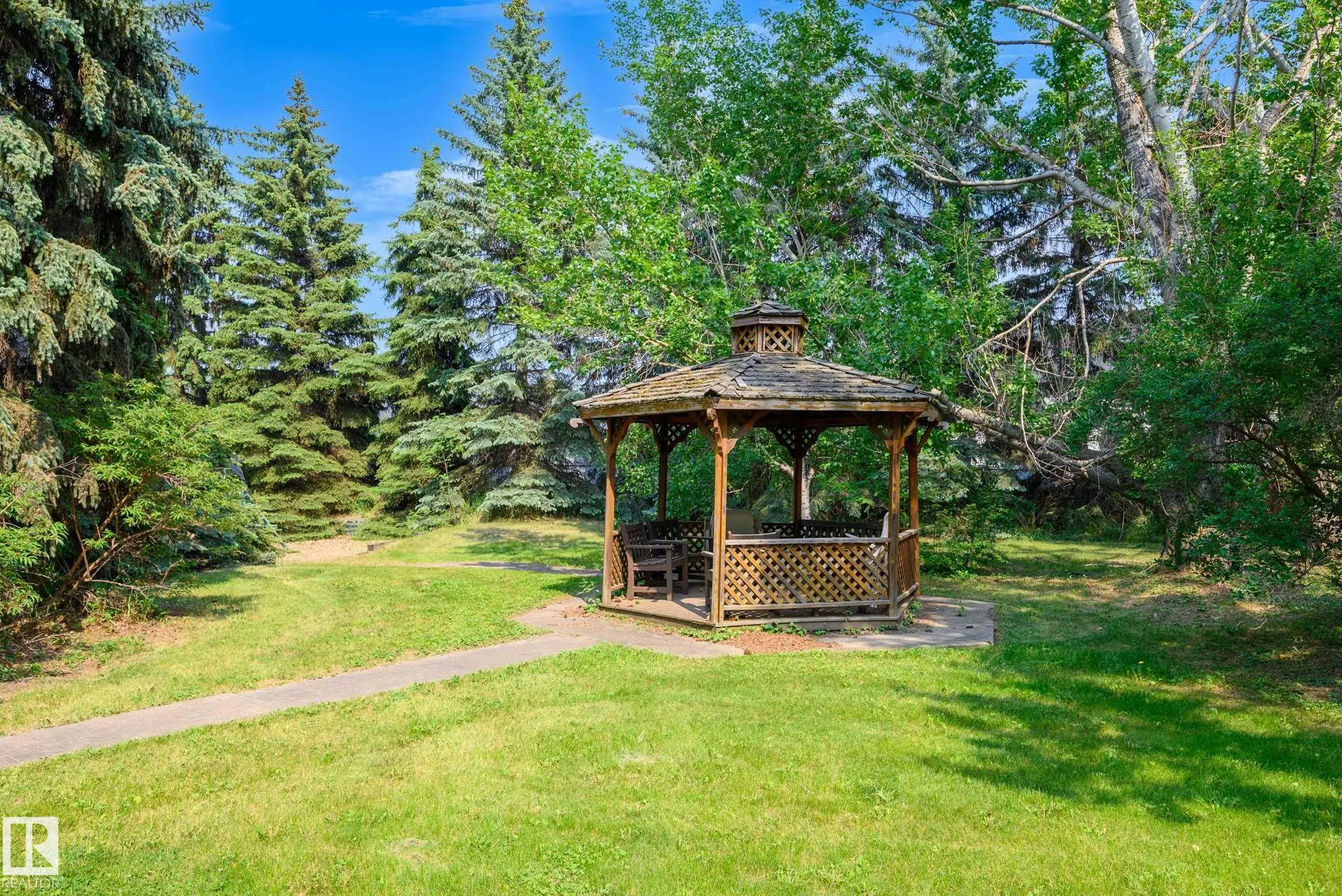 70 Viscount Crescent