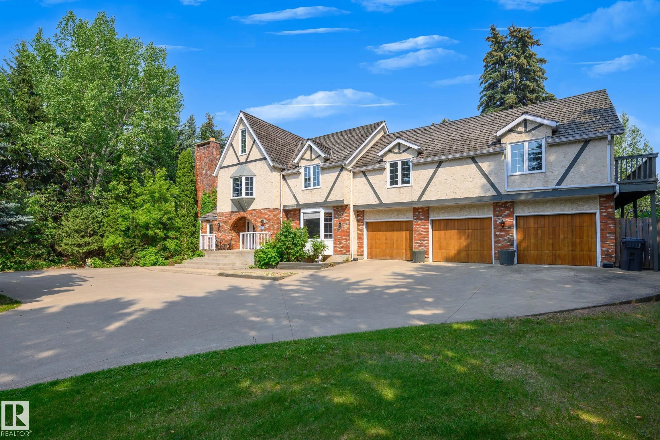 70 Viscount Crescent