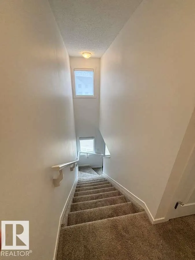 1025 Secord Promenade