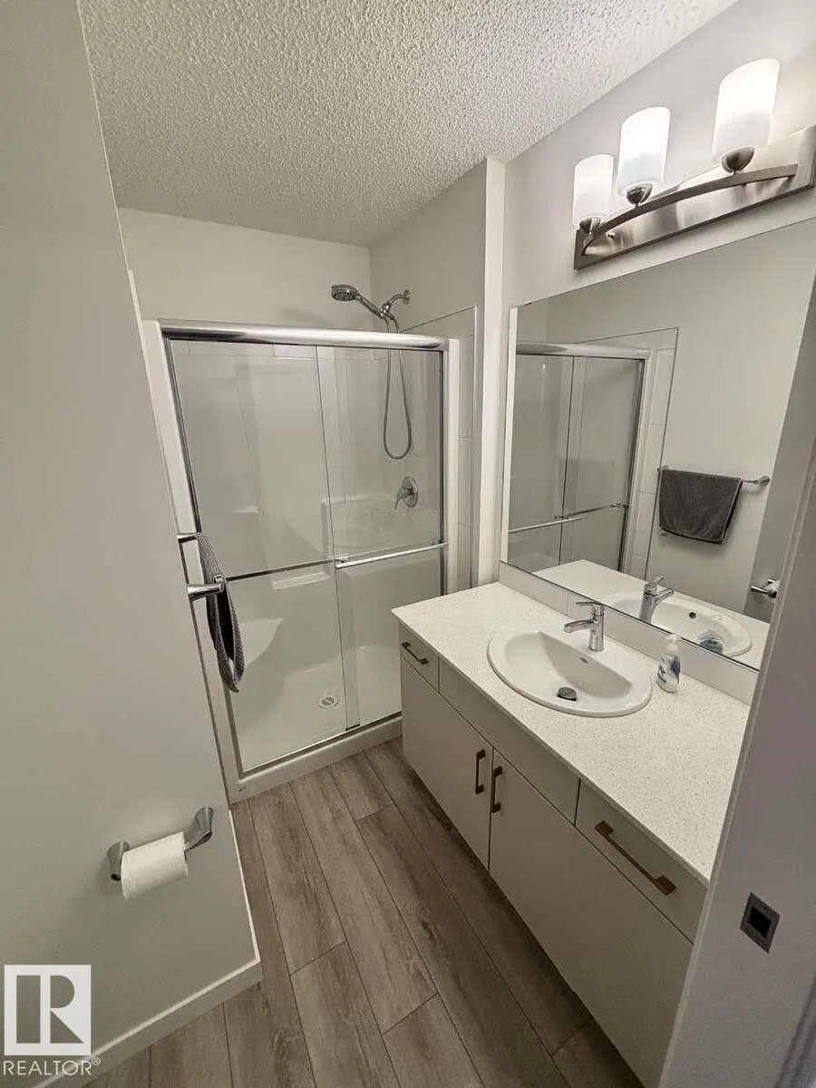 1025 Secord Promenade