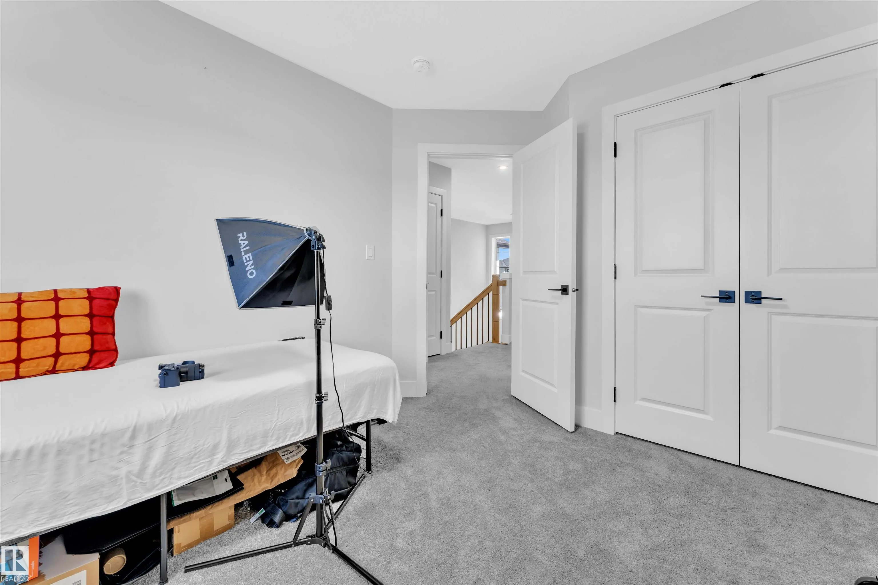 52 AMBERLEY Bay
