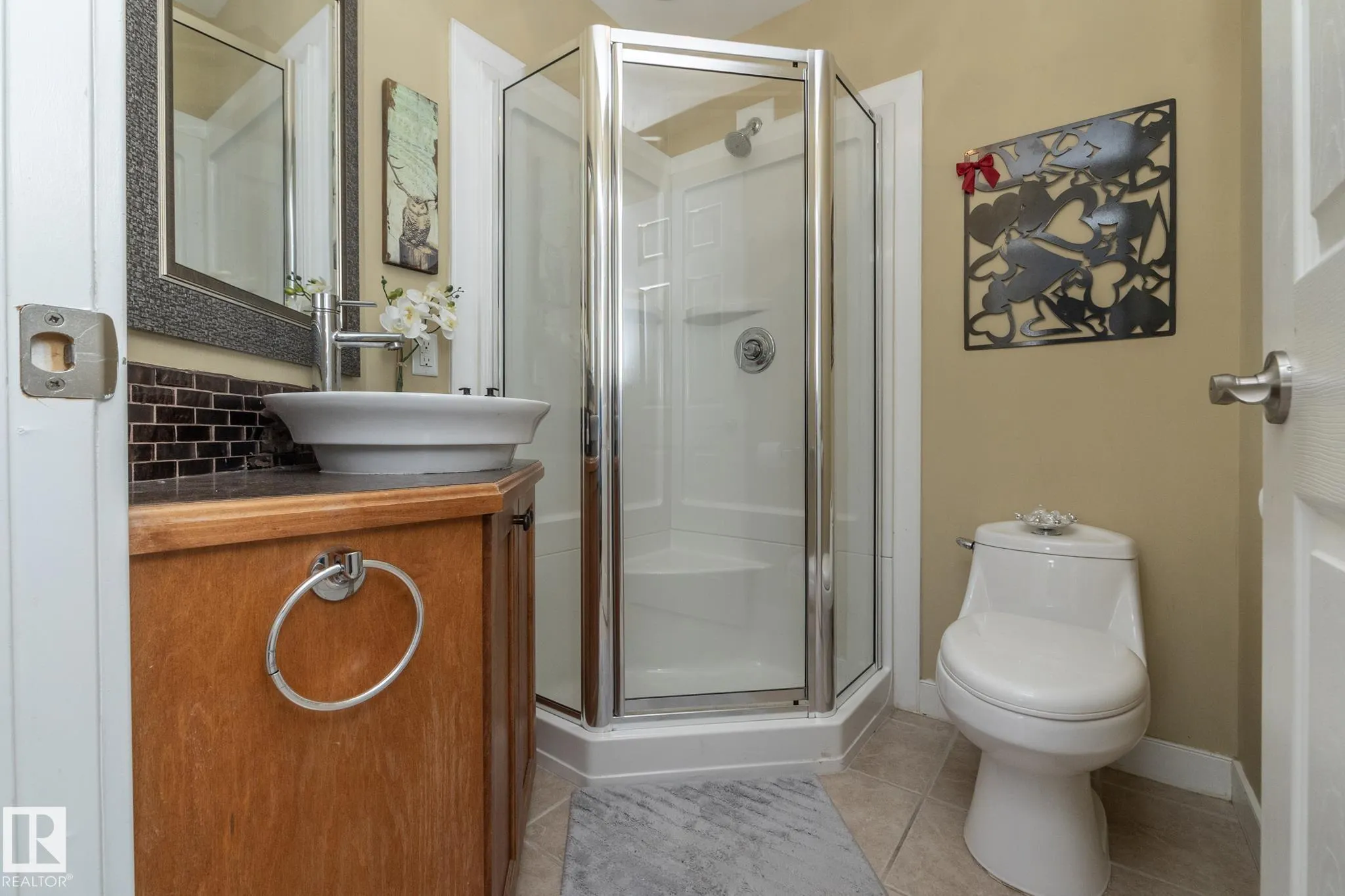 157 LAURIER Drive