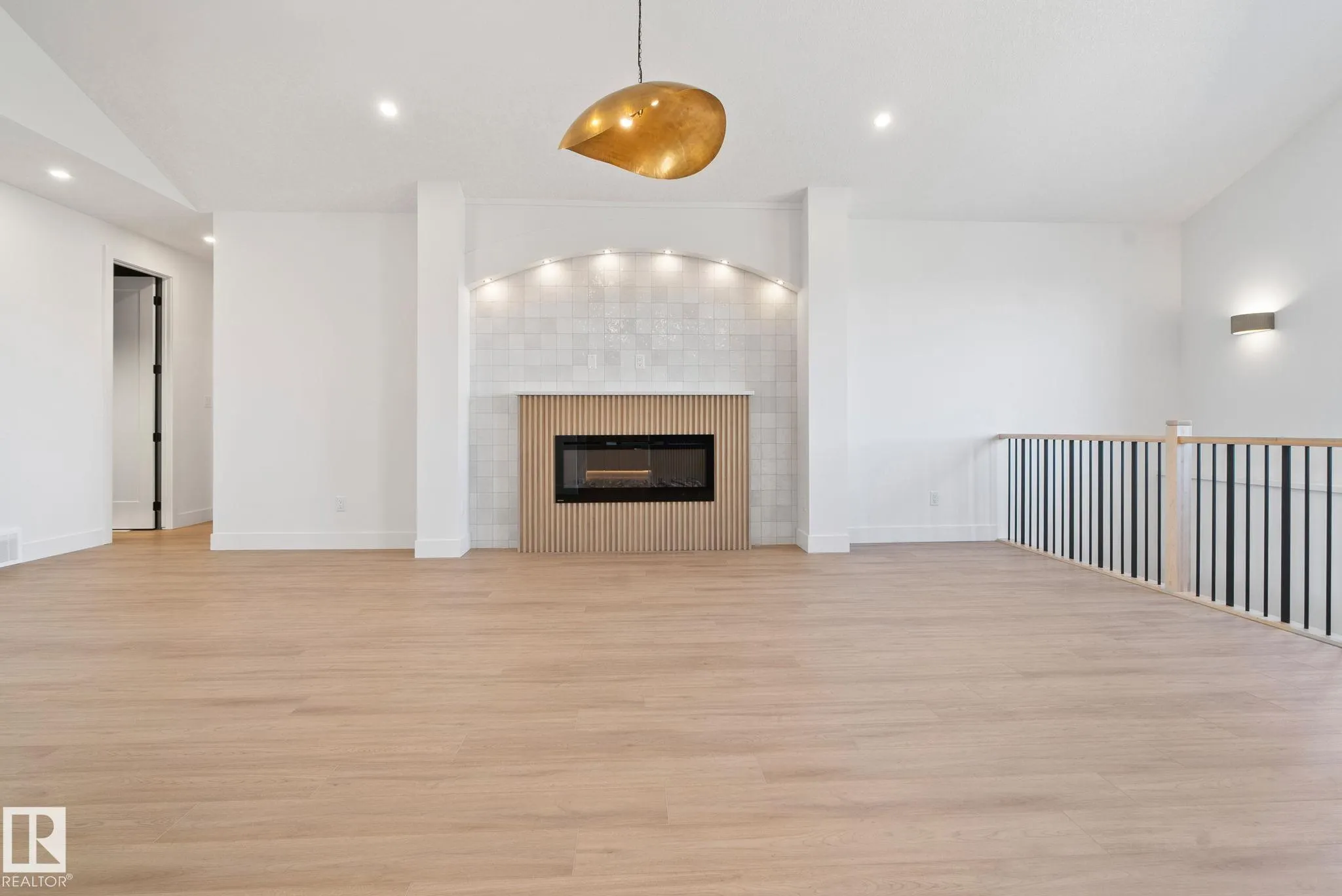 20908 128 Avenue