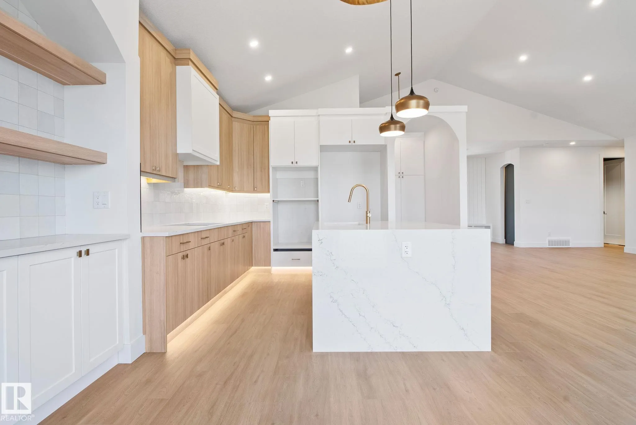 20908 128 Avenue