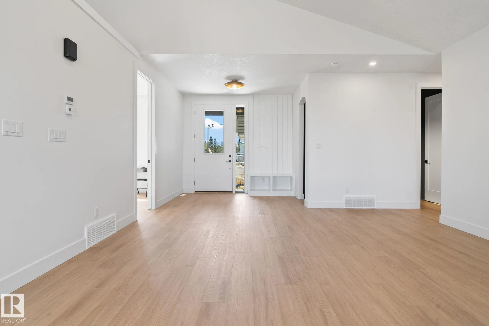 20908 128 Avenue