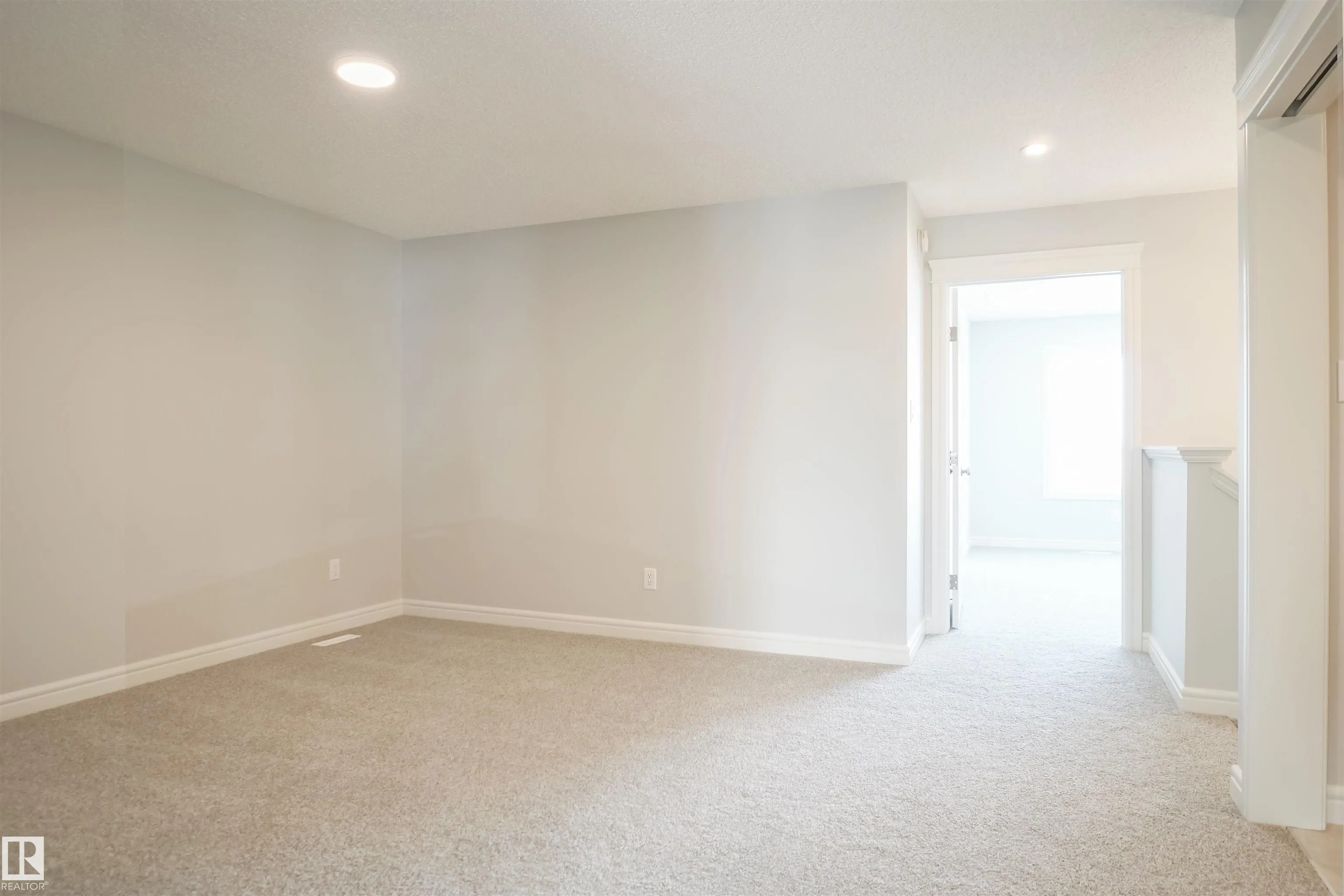 9736 CARSON Place