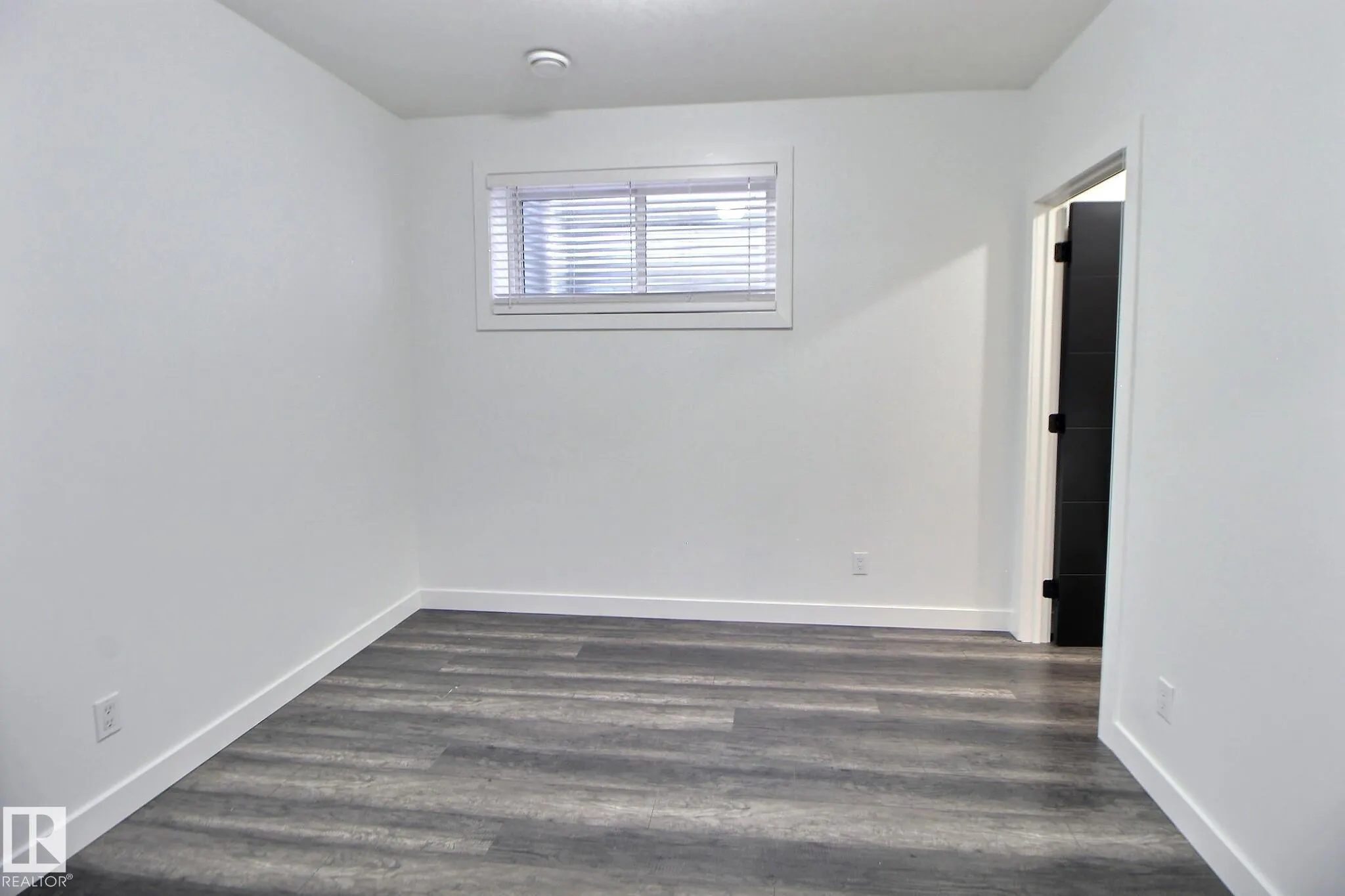 11 KENTON Way