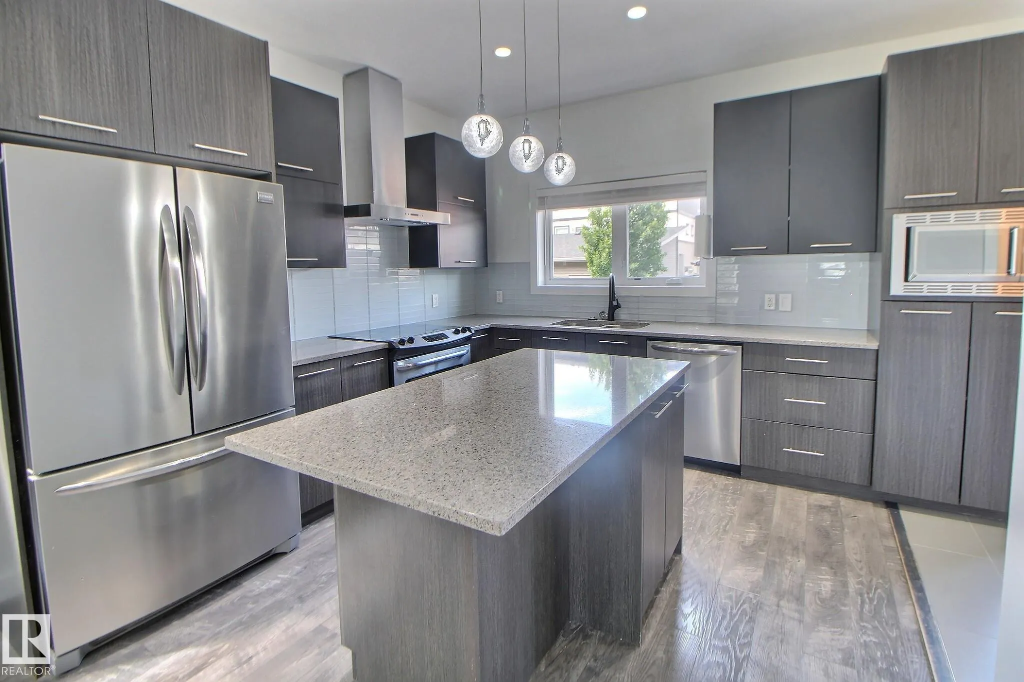 11 KENTON Way