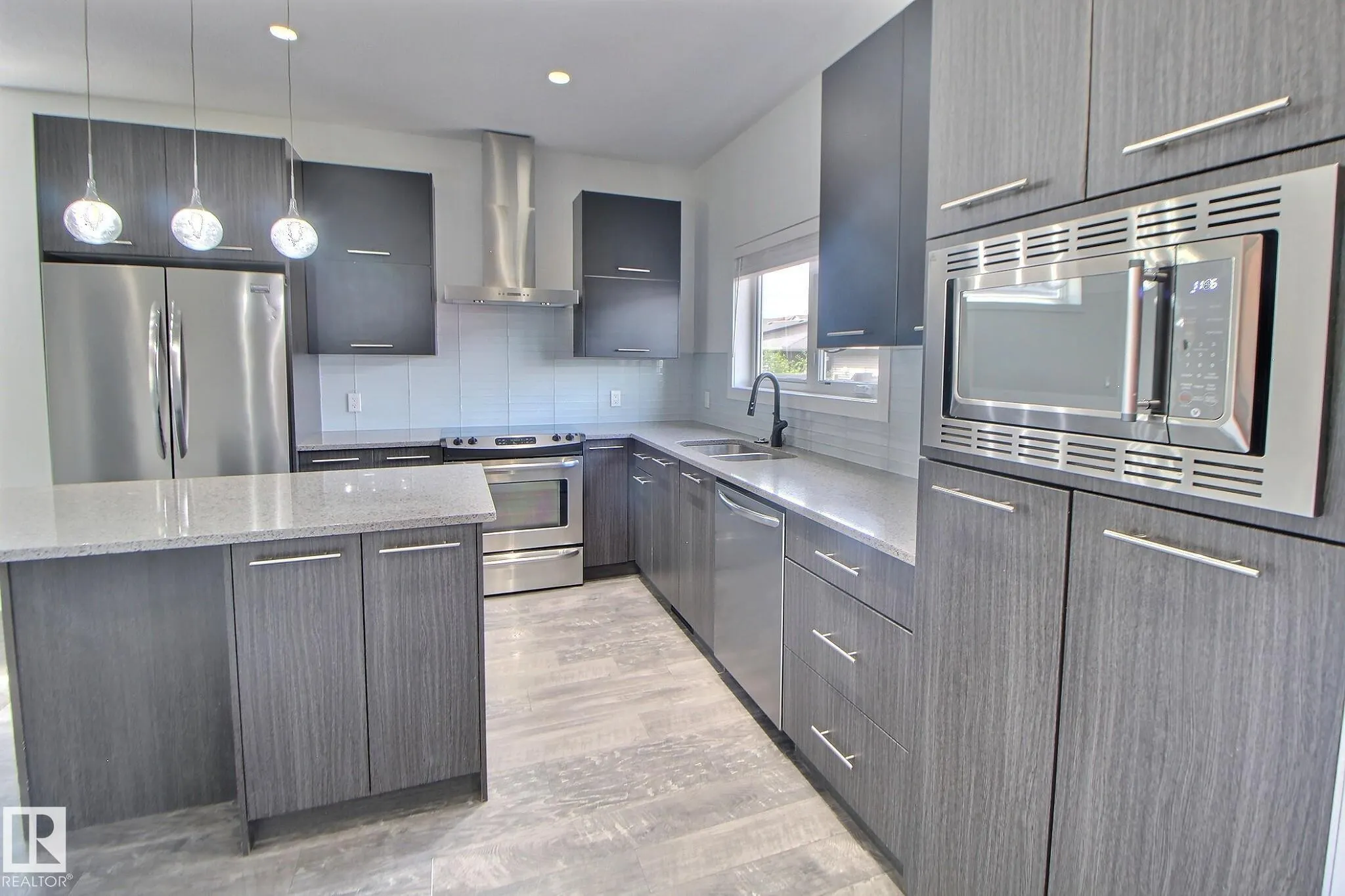 11 KENTON Way