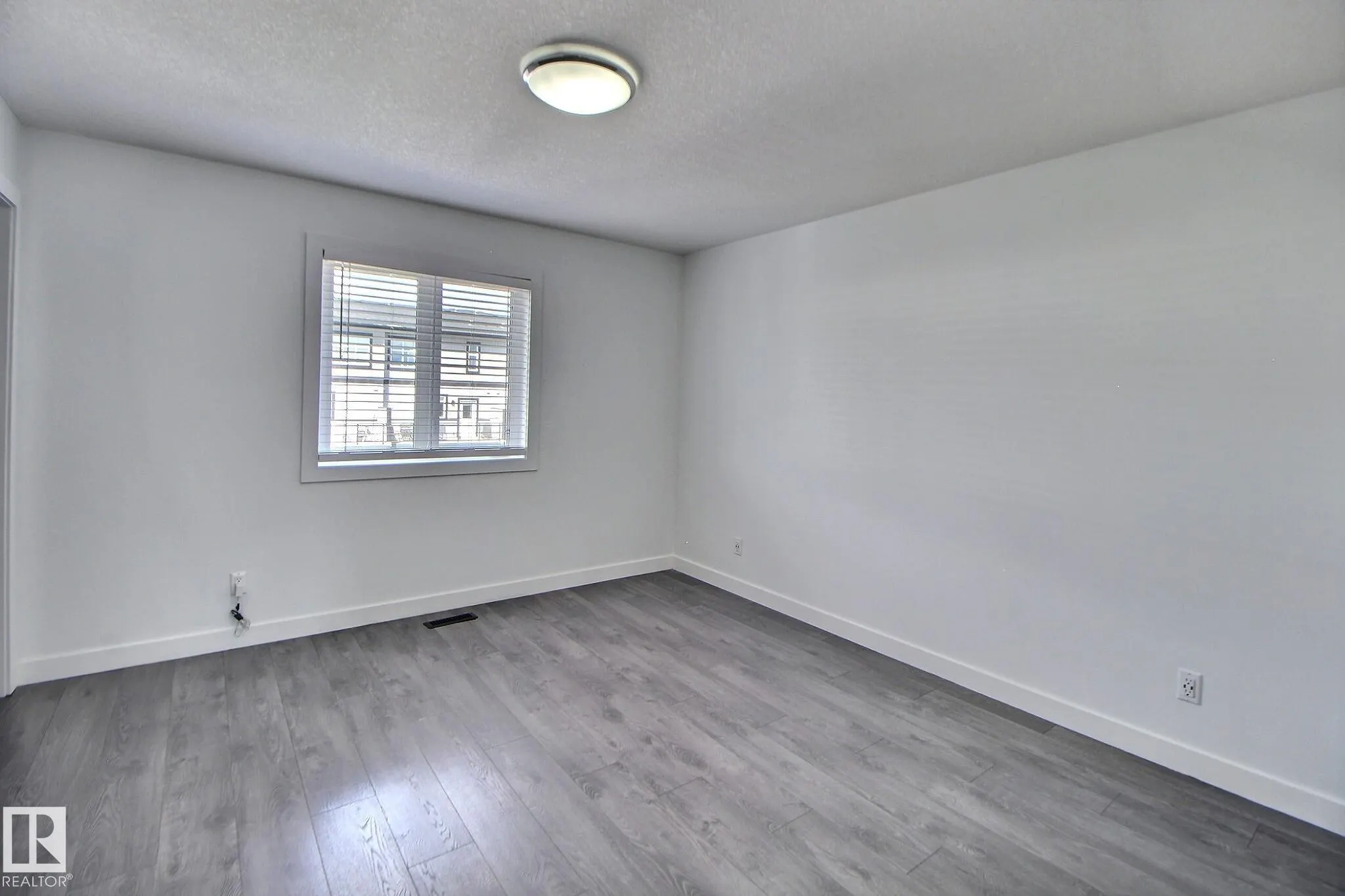 11 KENTON Way