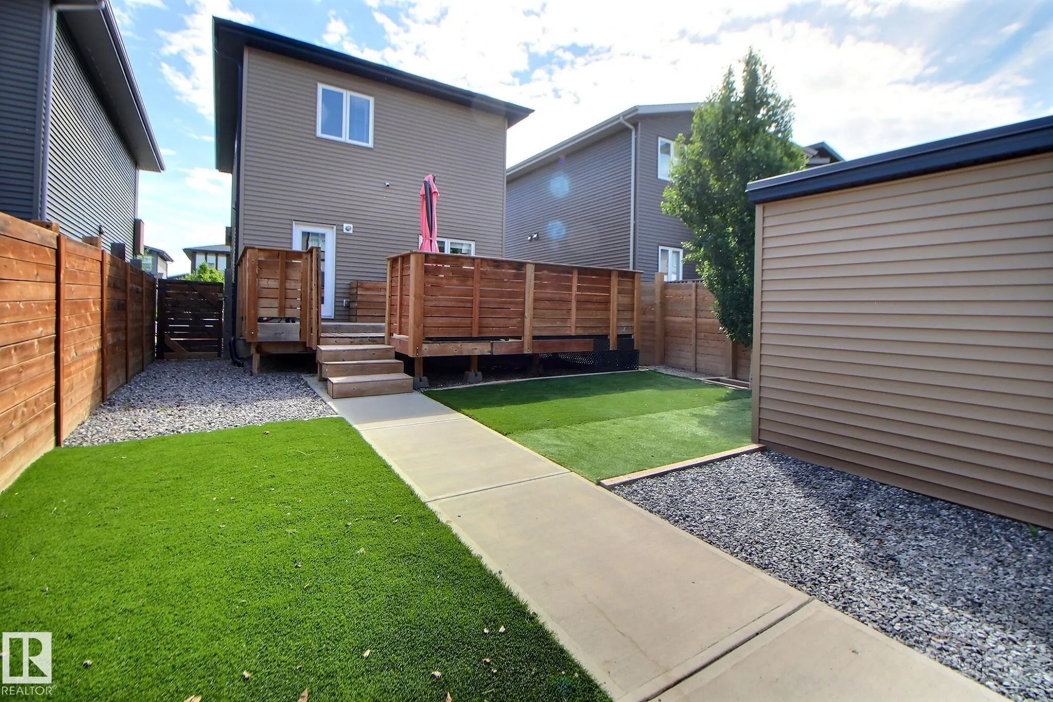 11 KENTON Way
