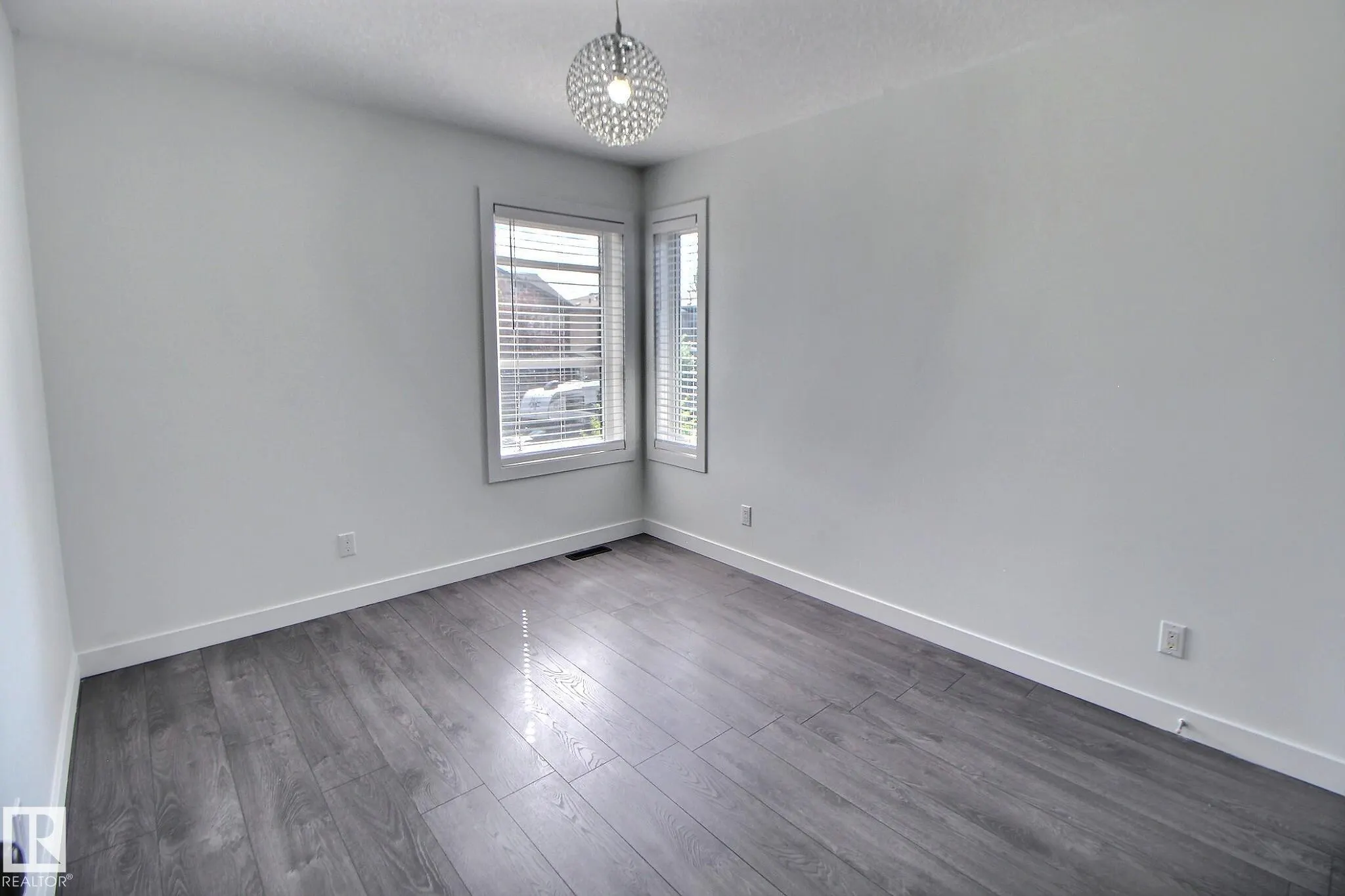 11 KENTON Way