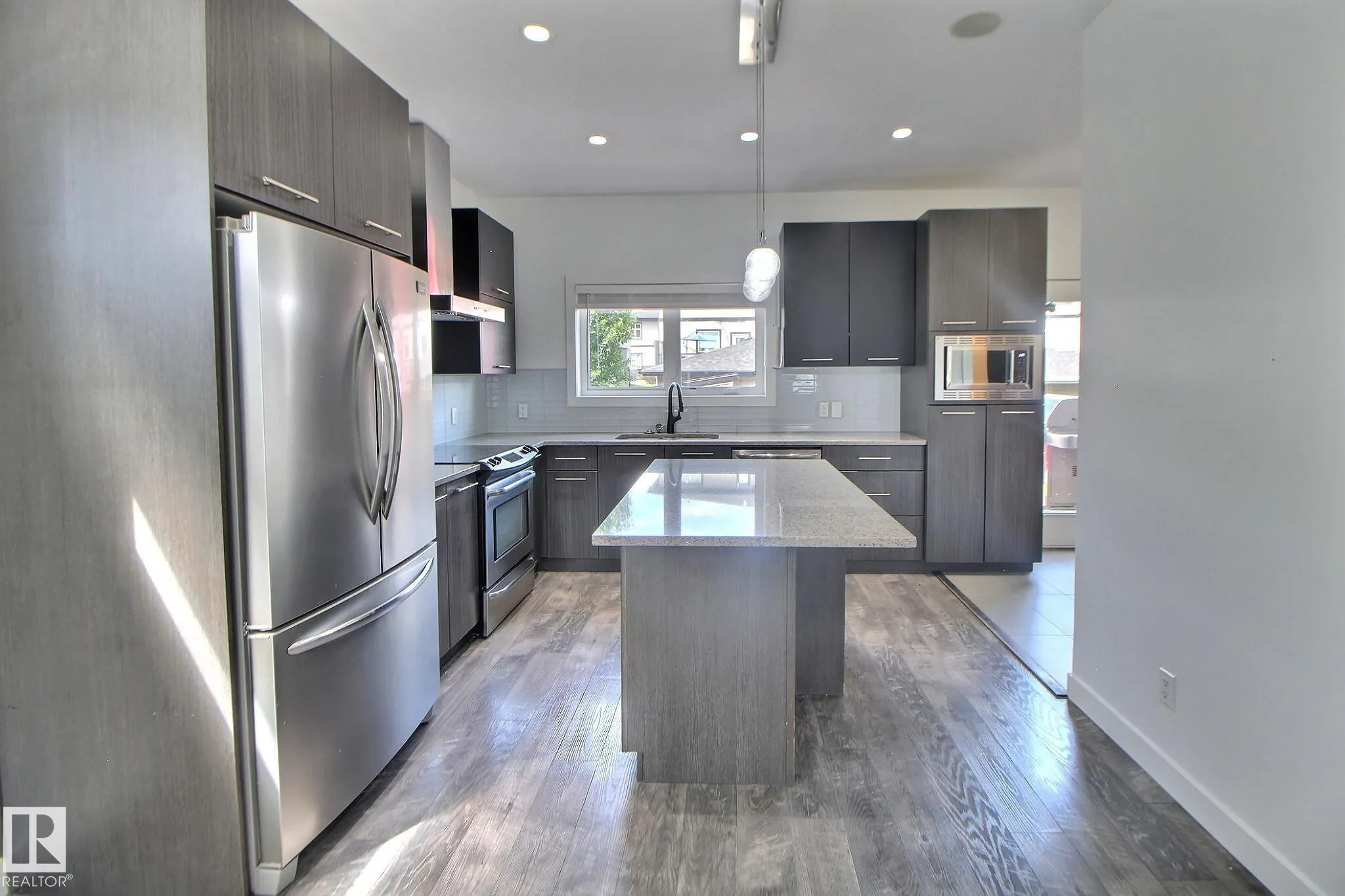 11 KENTON Way