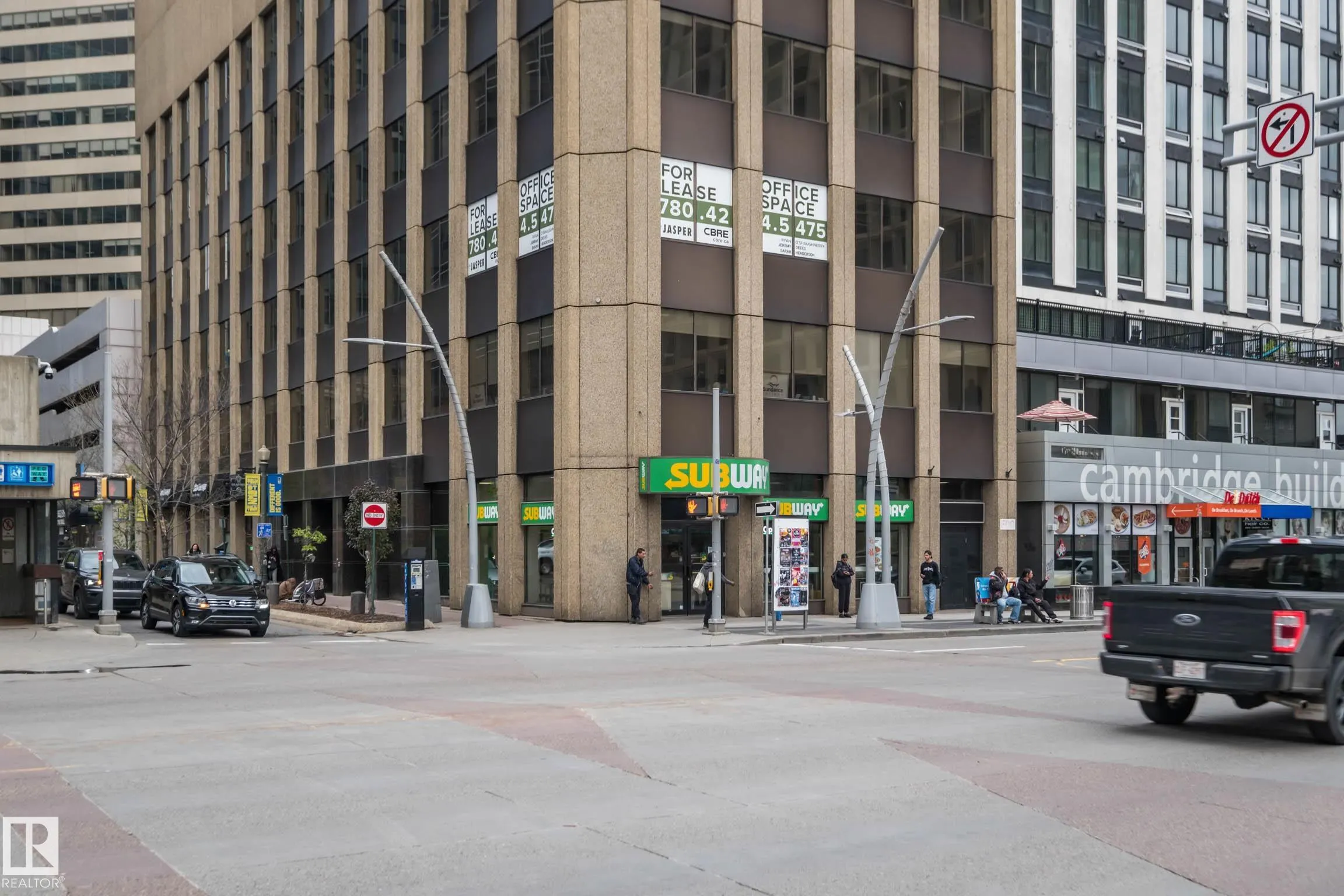 10024 JASPER Avenue