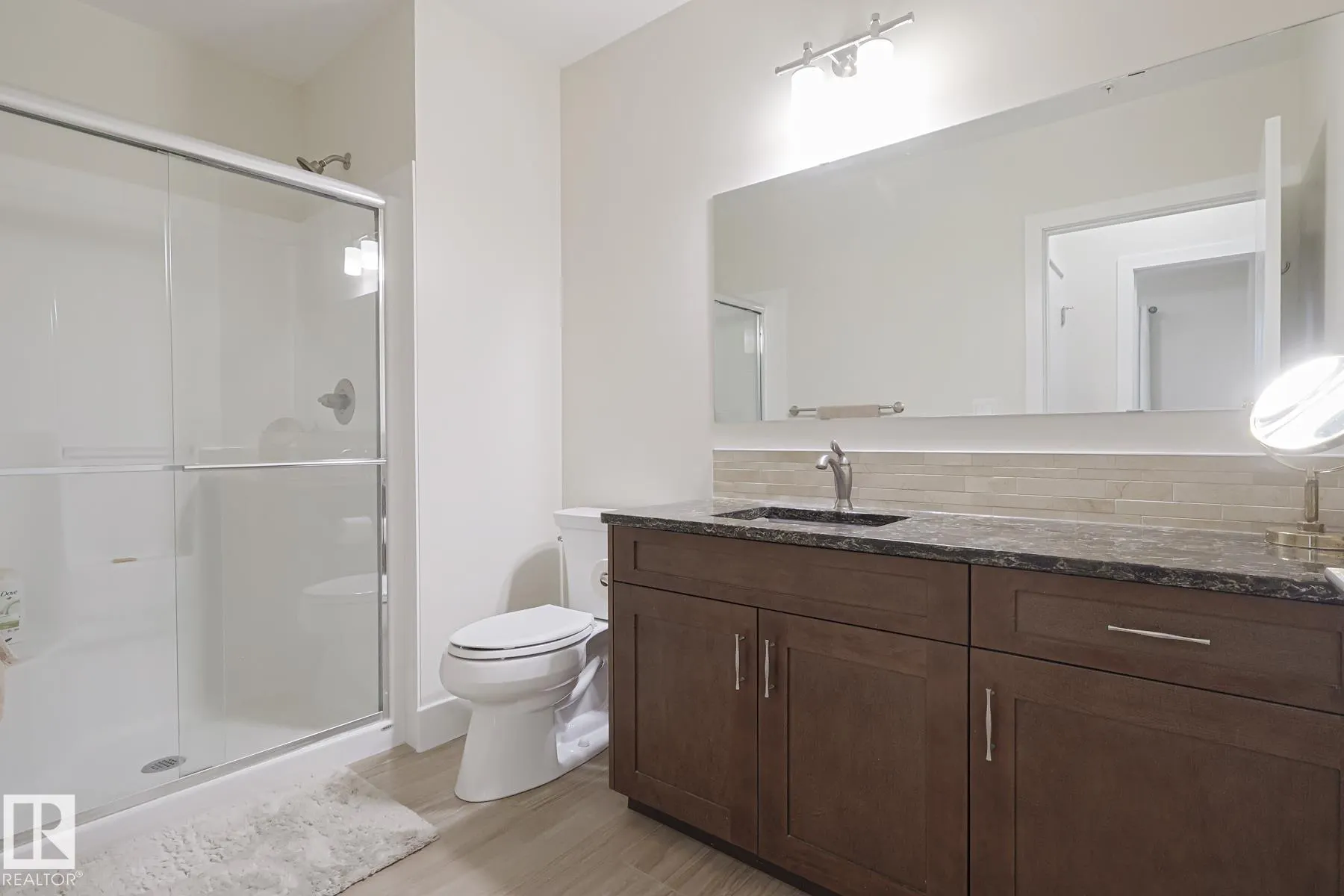 200 Bellerose Drive