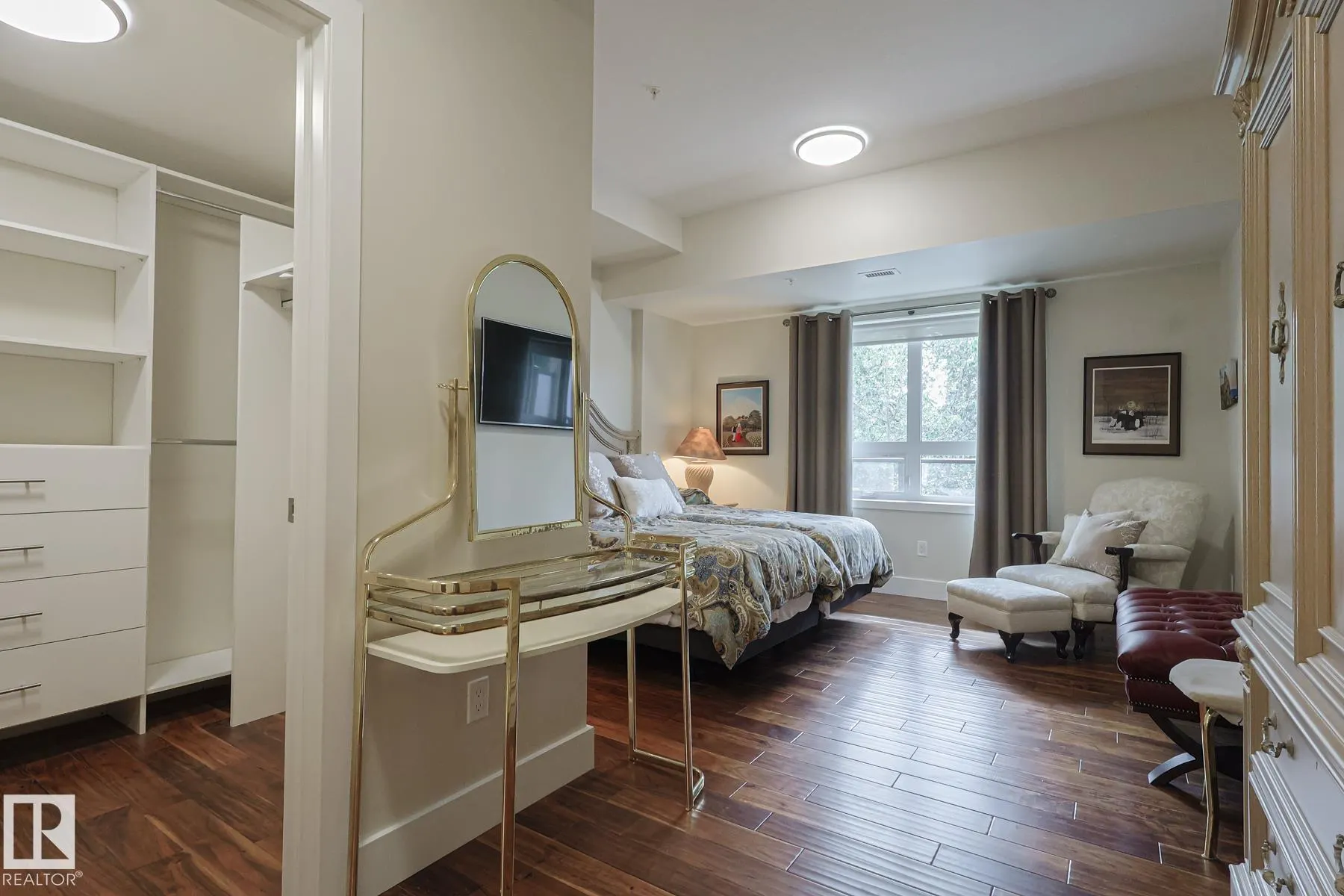 200 Bellerose Drive