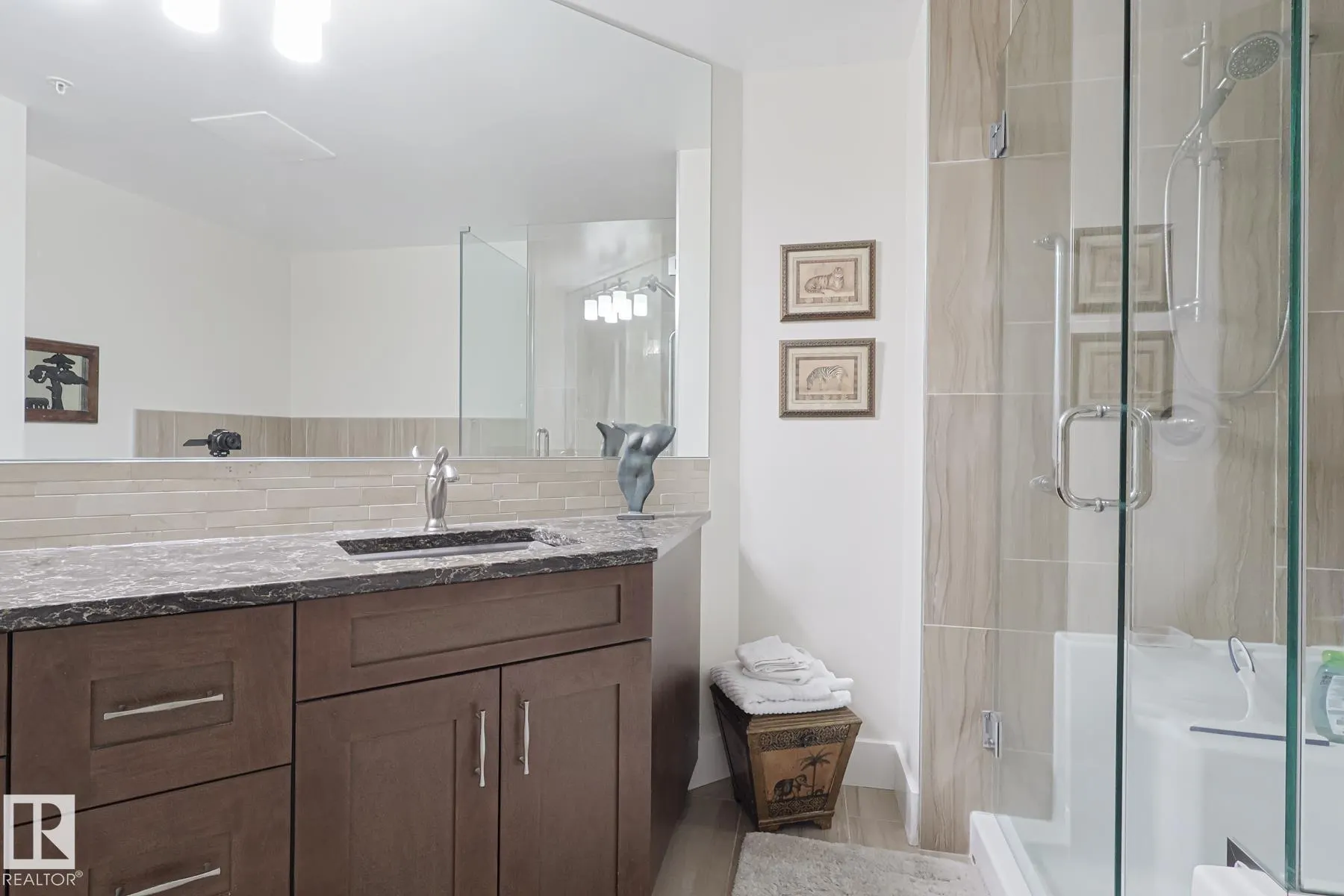 200 Bellerose Drive