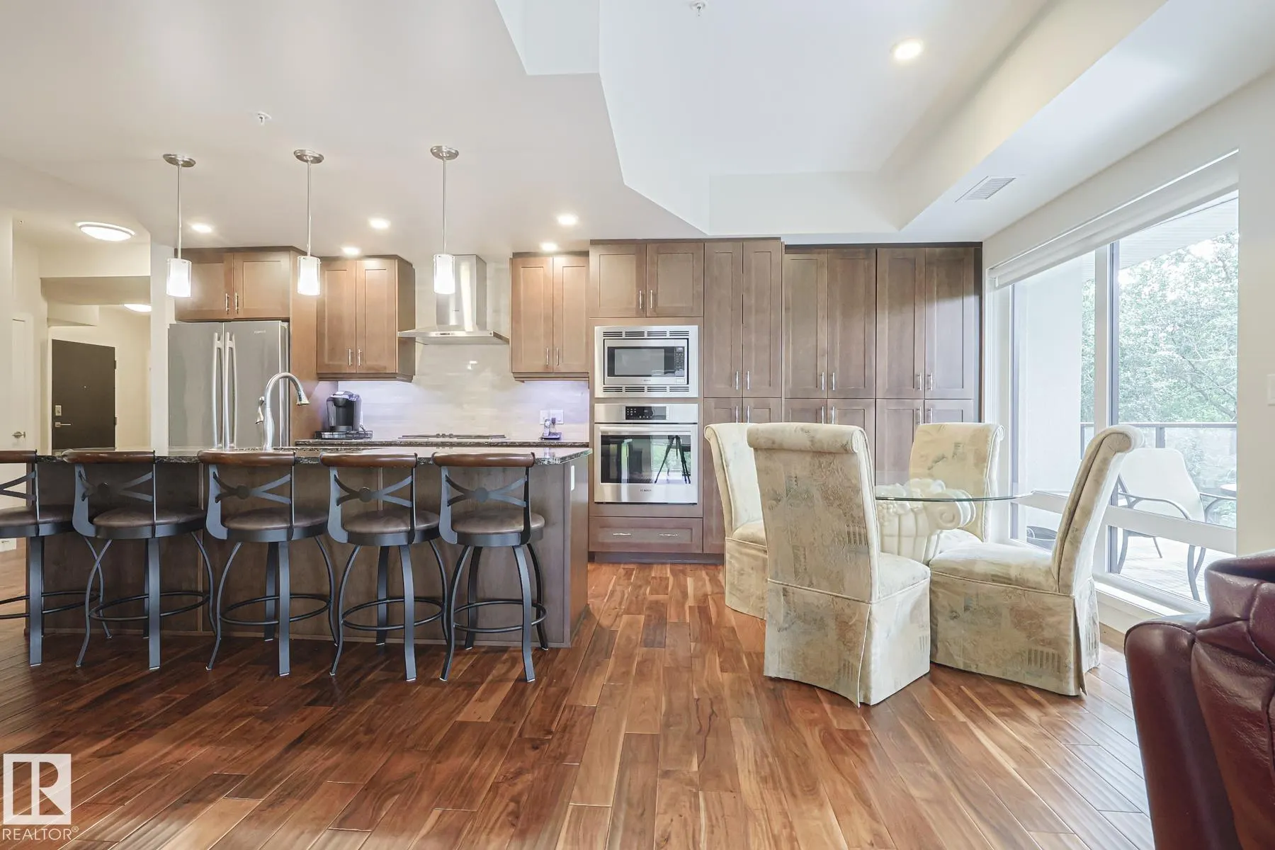 200 Bellerose Drive