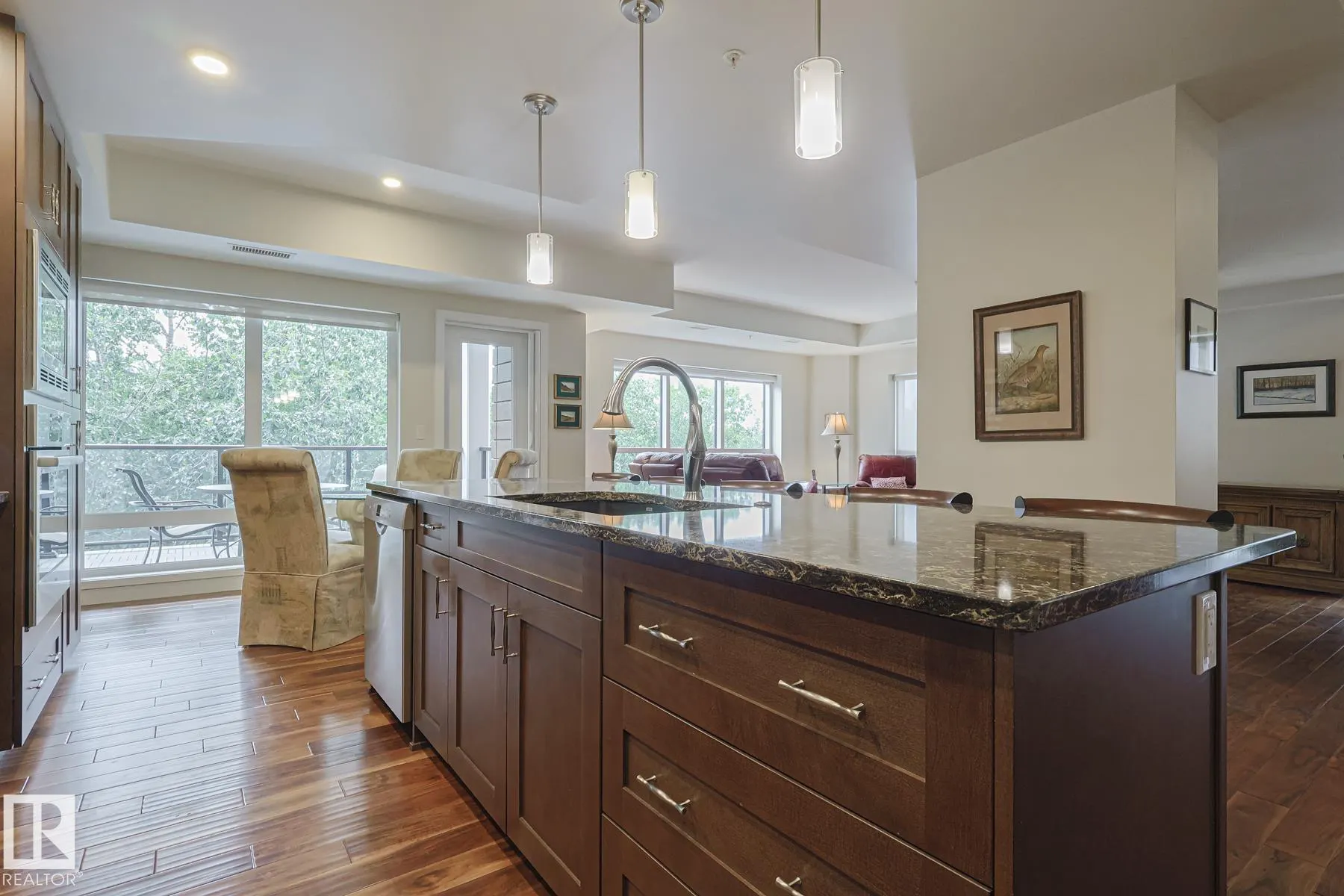 200 Bellerose Drive