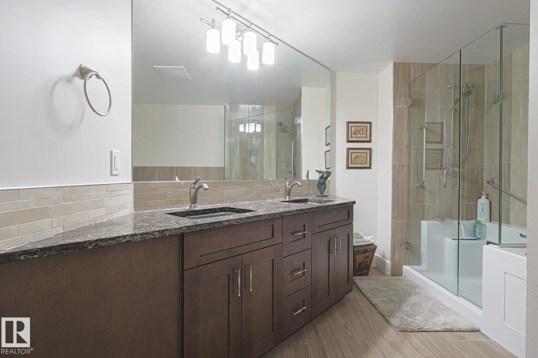 200 Bellerose Drive