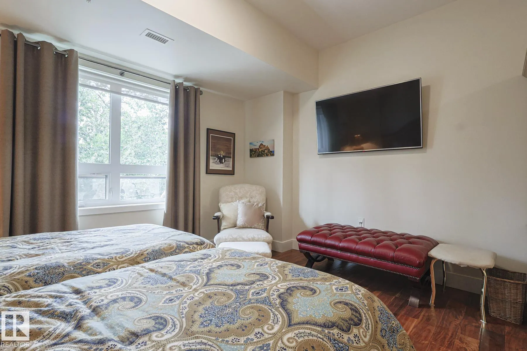 200 Bellerose Drive