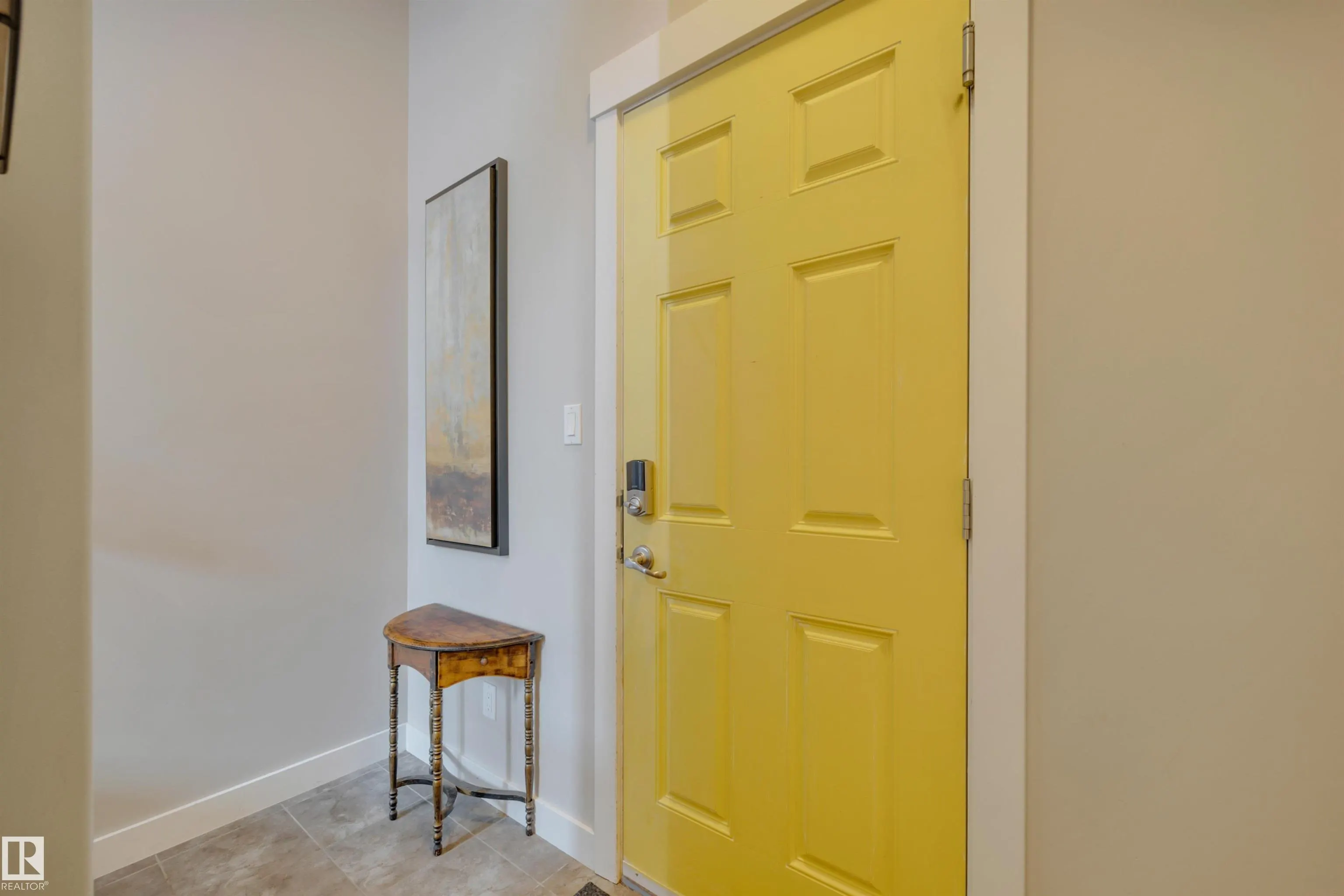 14 ROLSTON Close