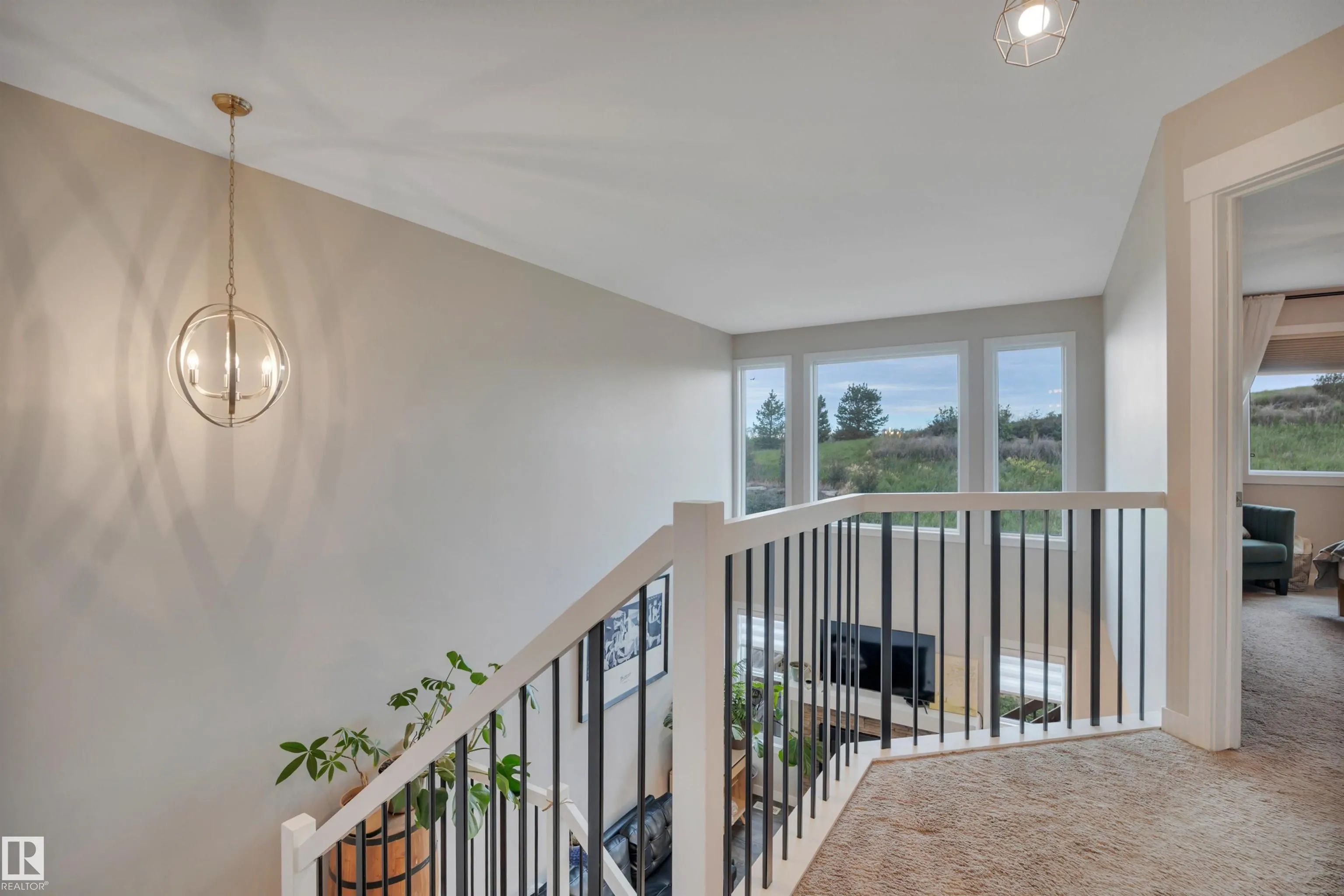 14 ROLSTON Close