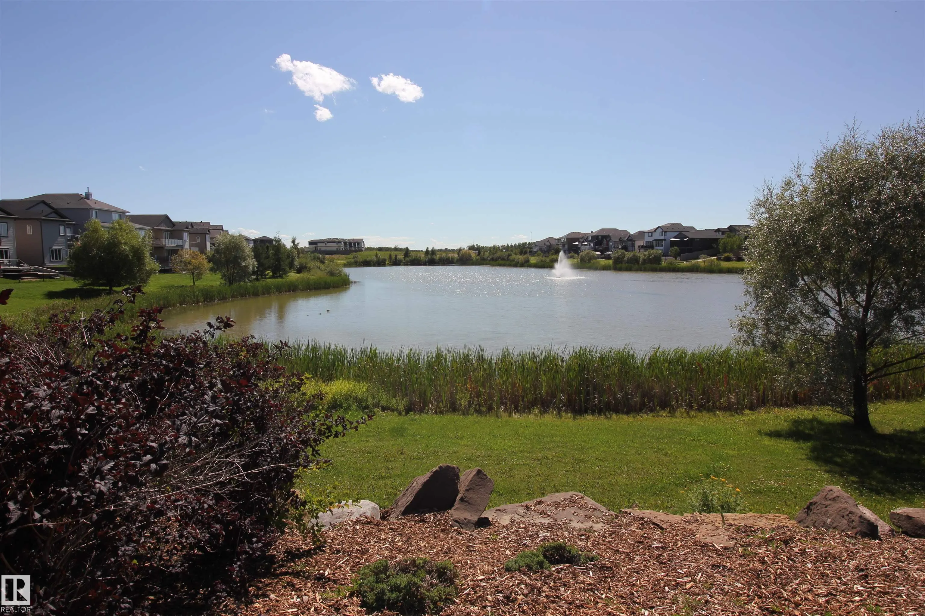 14 ROLSTON Close