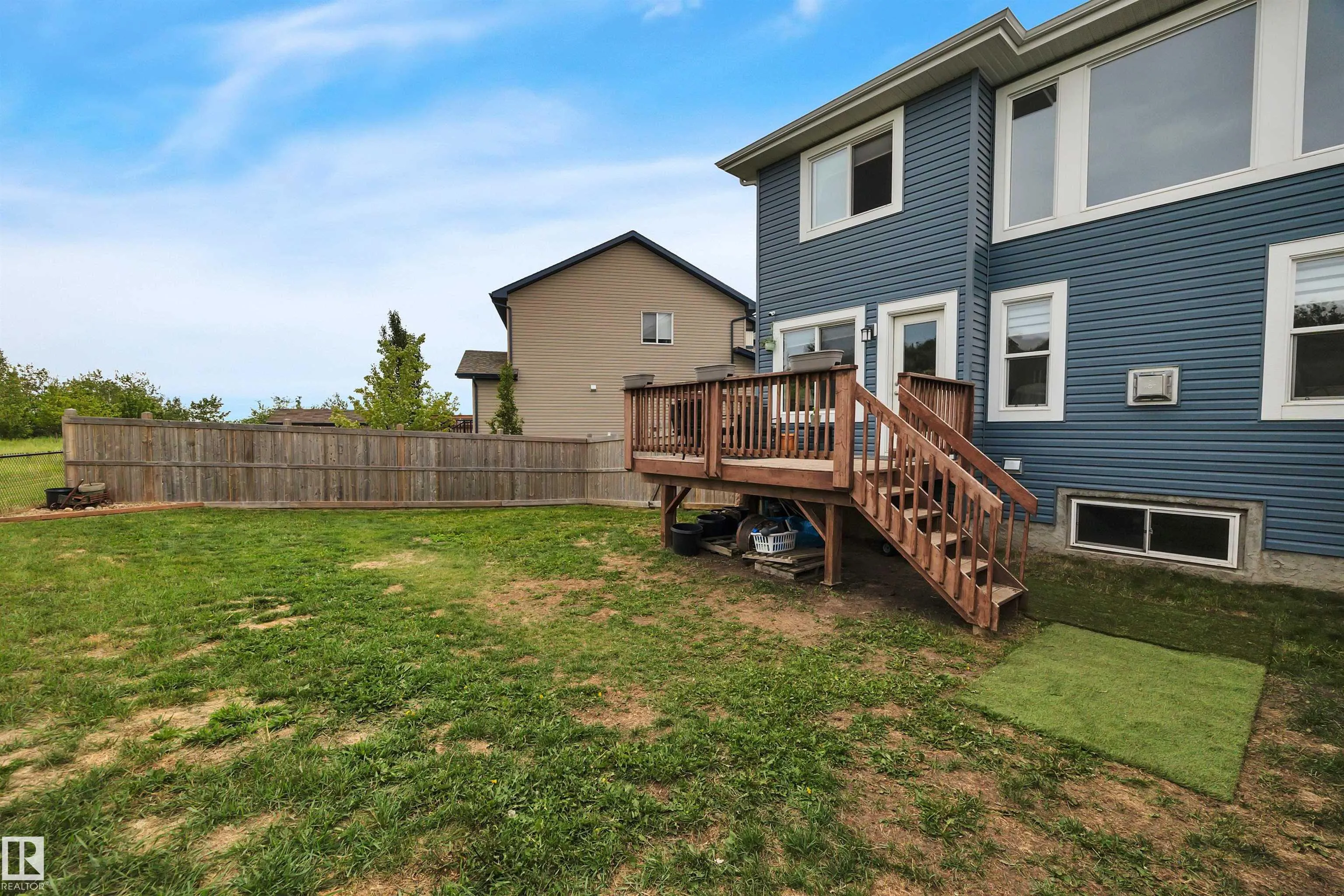 14 ROLSTON Close