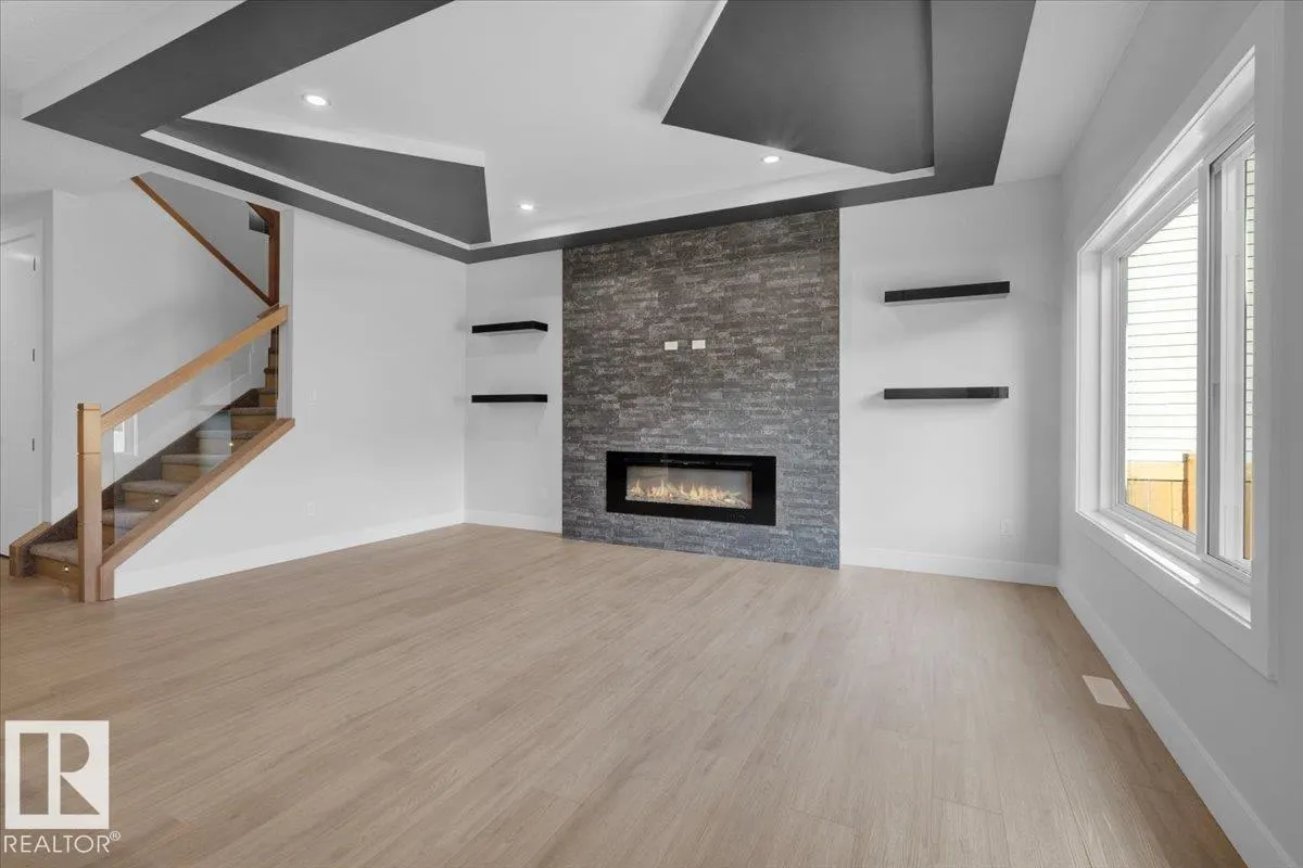 63 WAVERLY Way