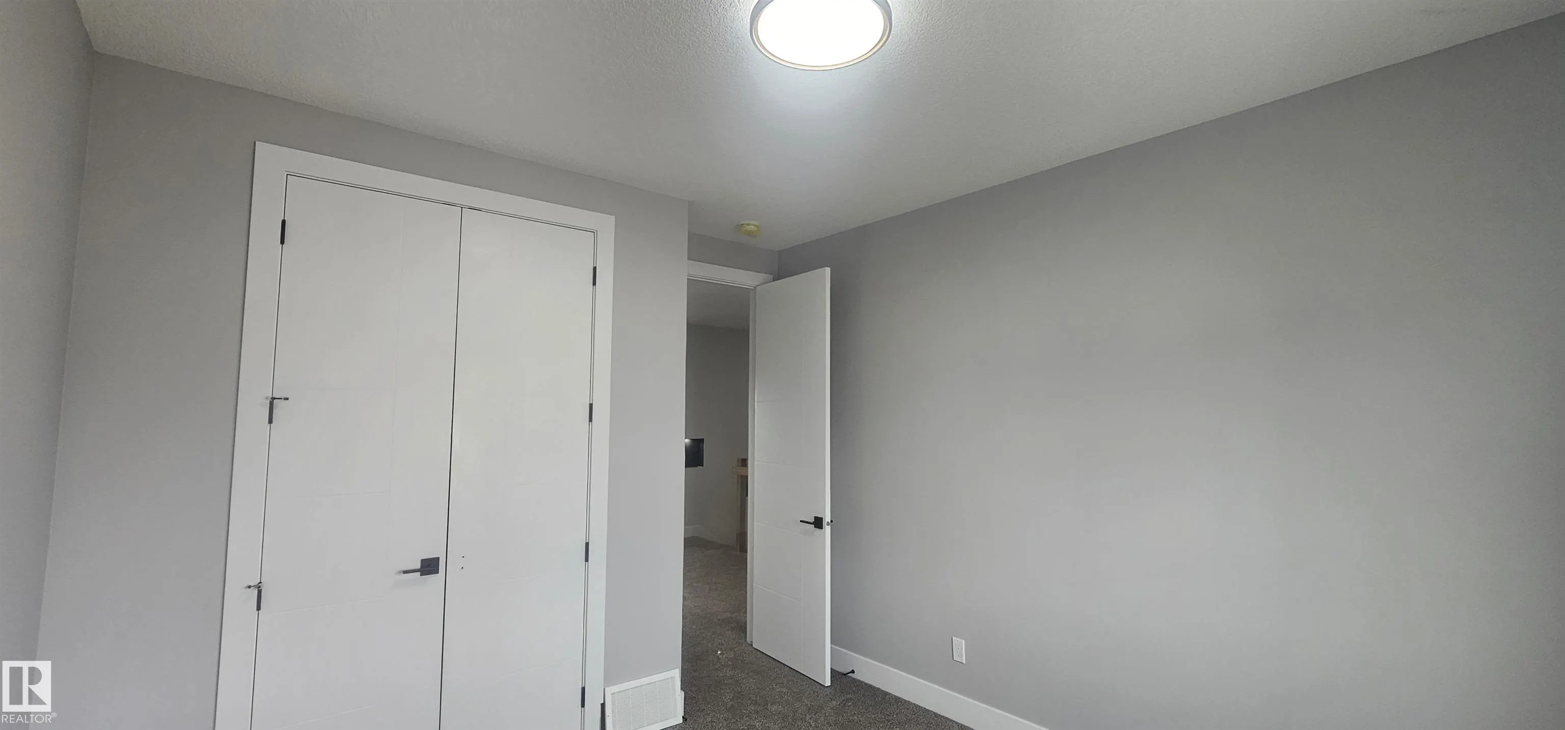 63 WAVERLY Way