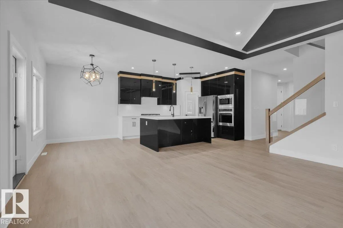 63 WAVERLY Way